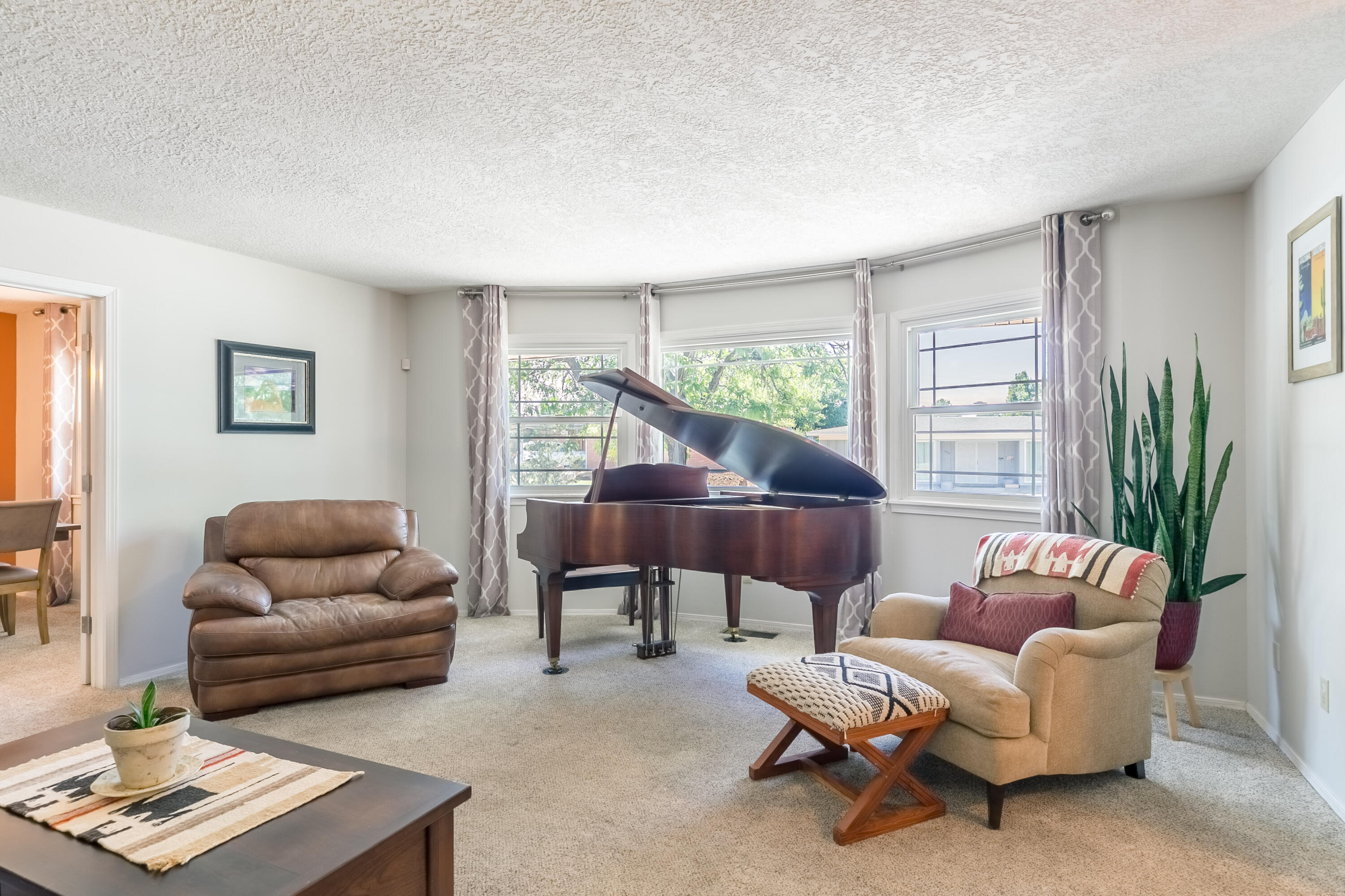 7911 Palo Duro Avenue NE