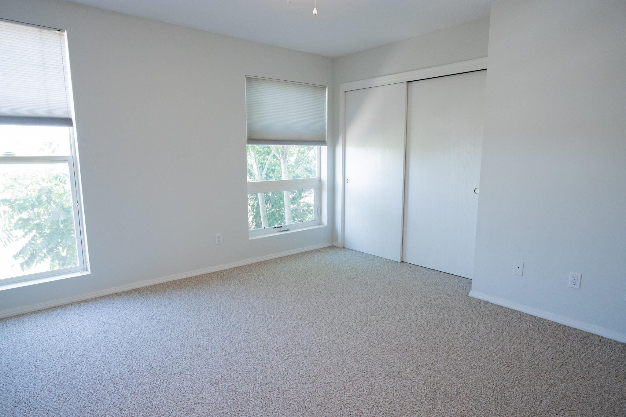 702 Broadway Boulevard SE Unit: 8