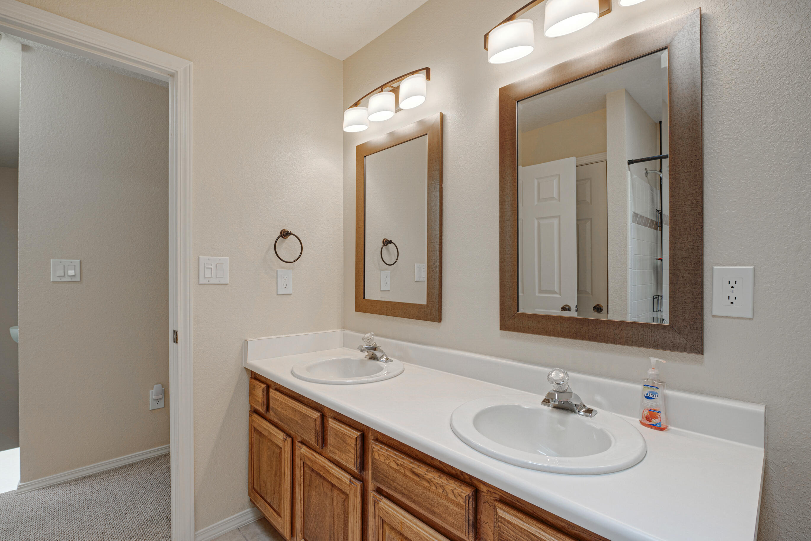 4701 Morris Street NE Unit: 103