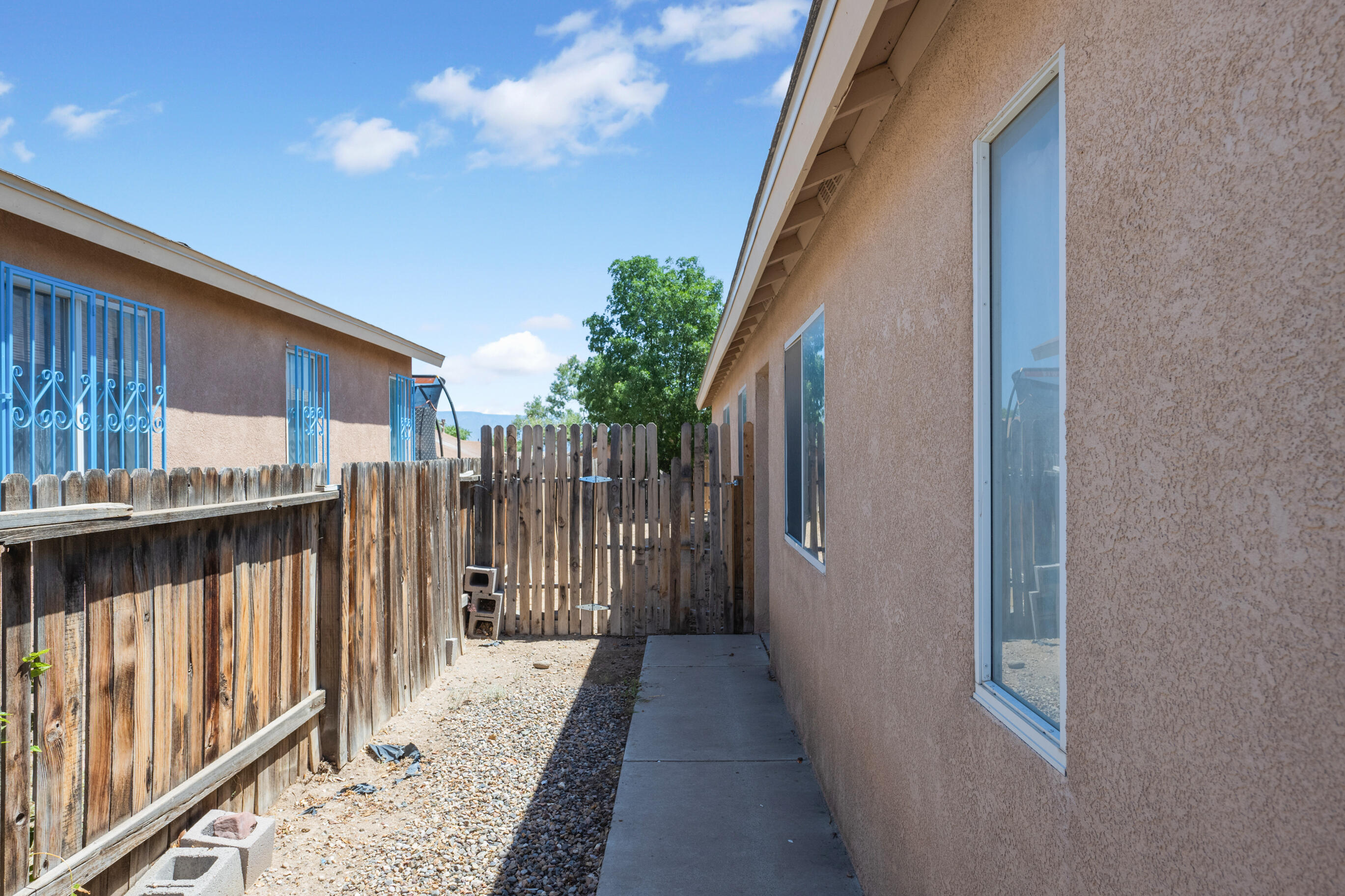 416 Morning Dew Street SW
