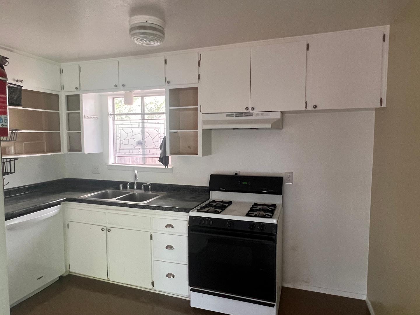 816 Ortiz Drive SE Unit: C