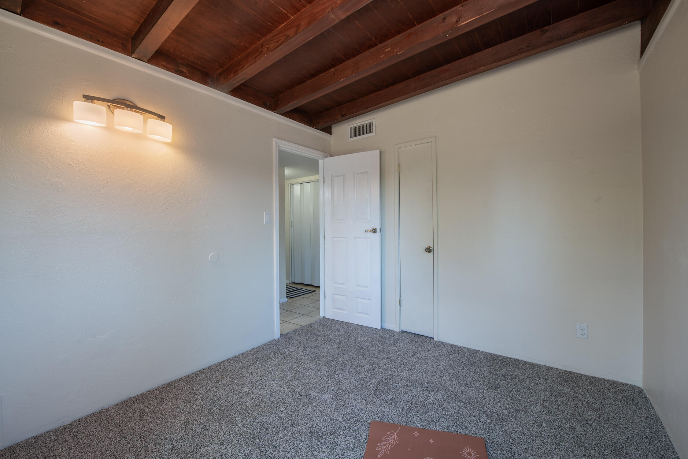 1228 Mary Ellen Street NE