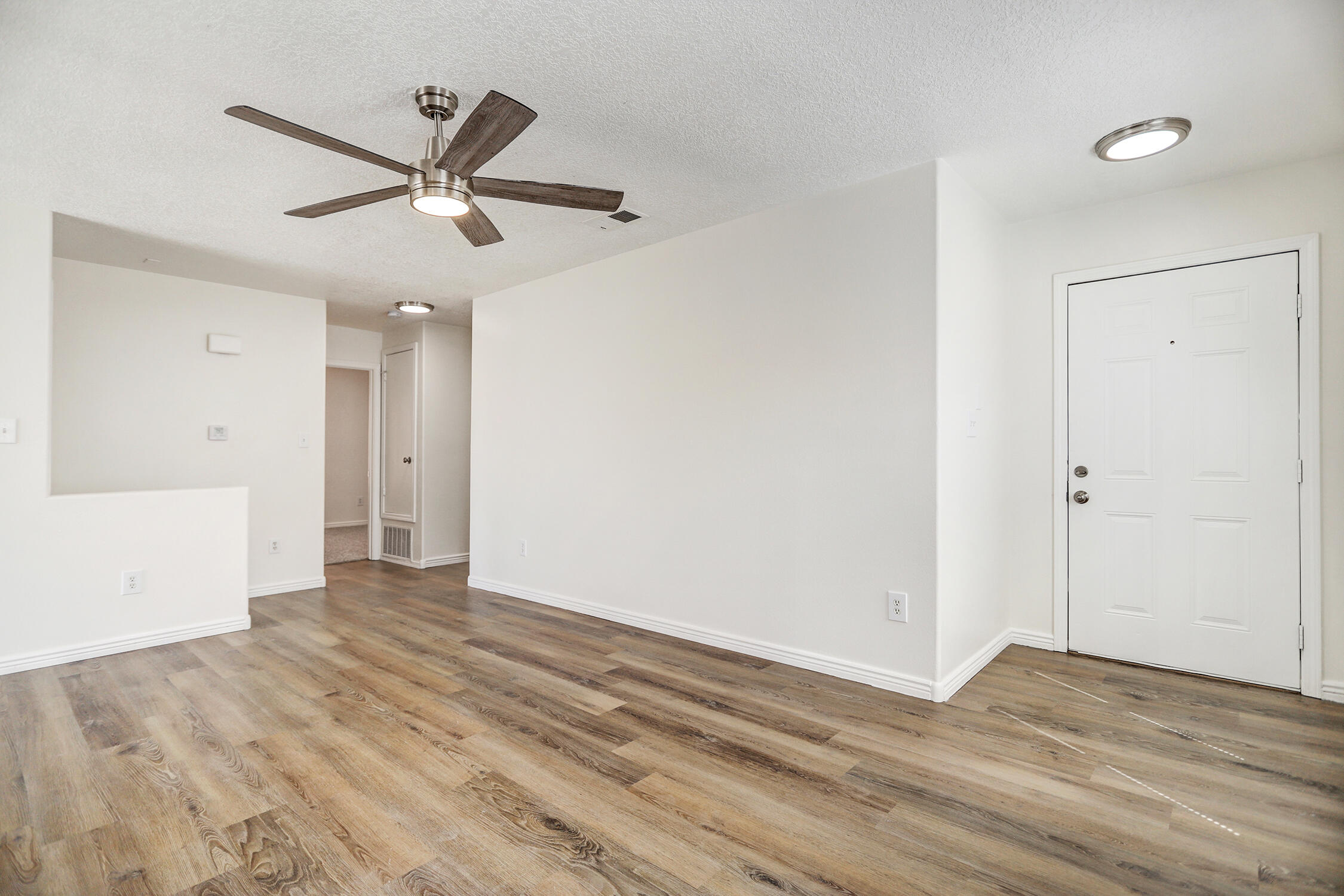 10040 Range Road SW
