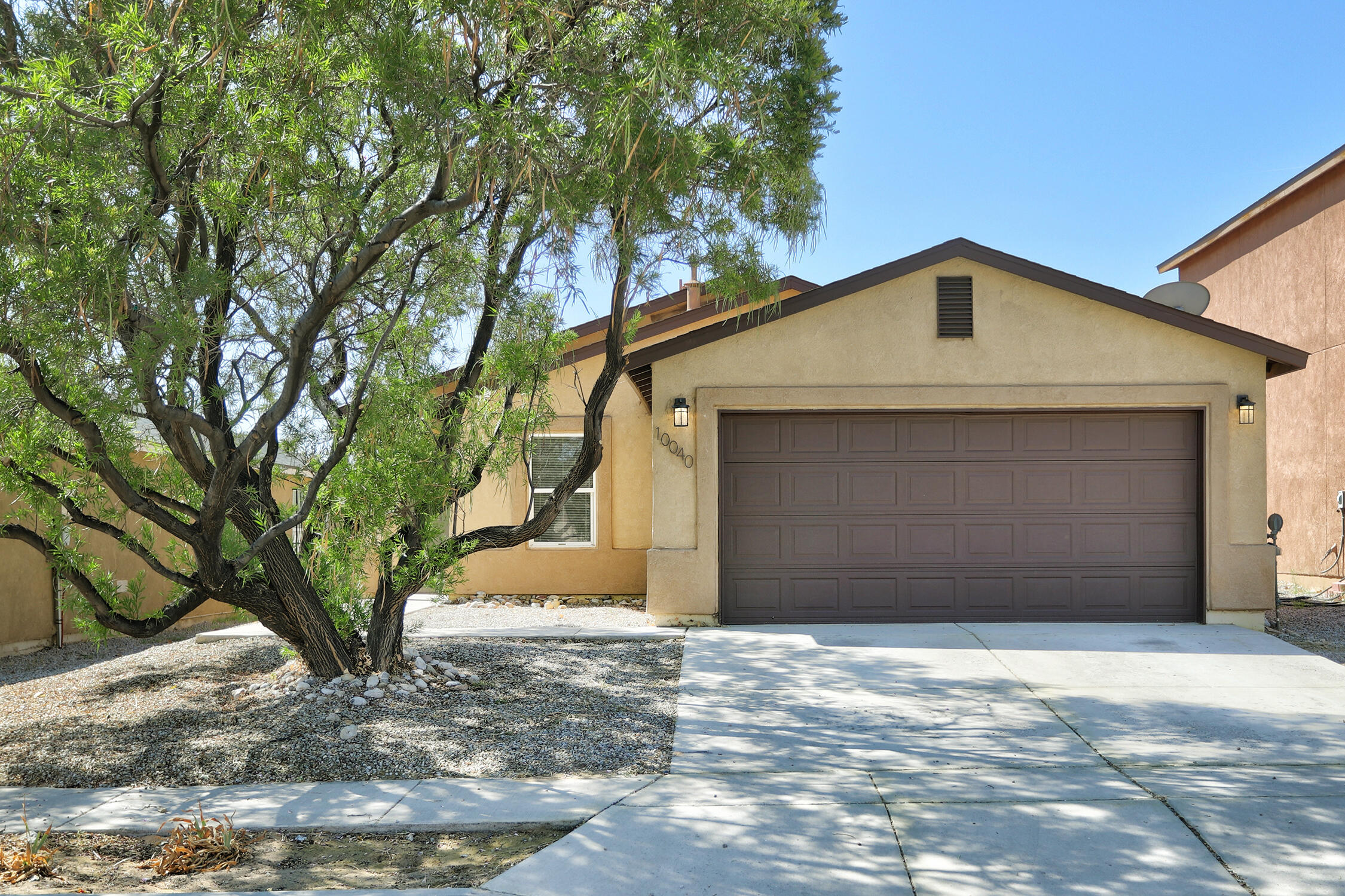 10040 Range Road SW