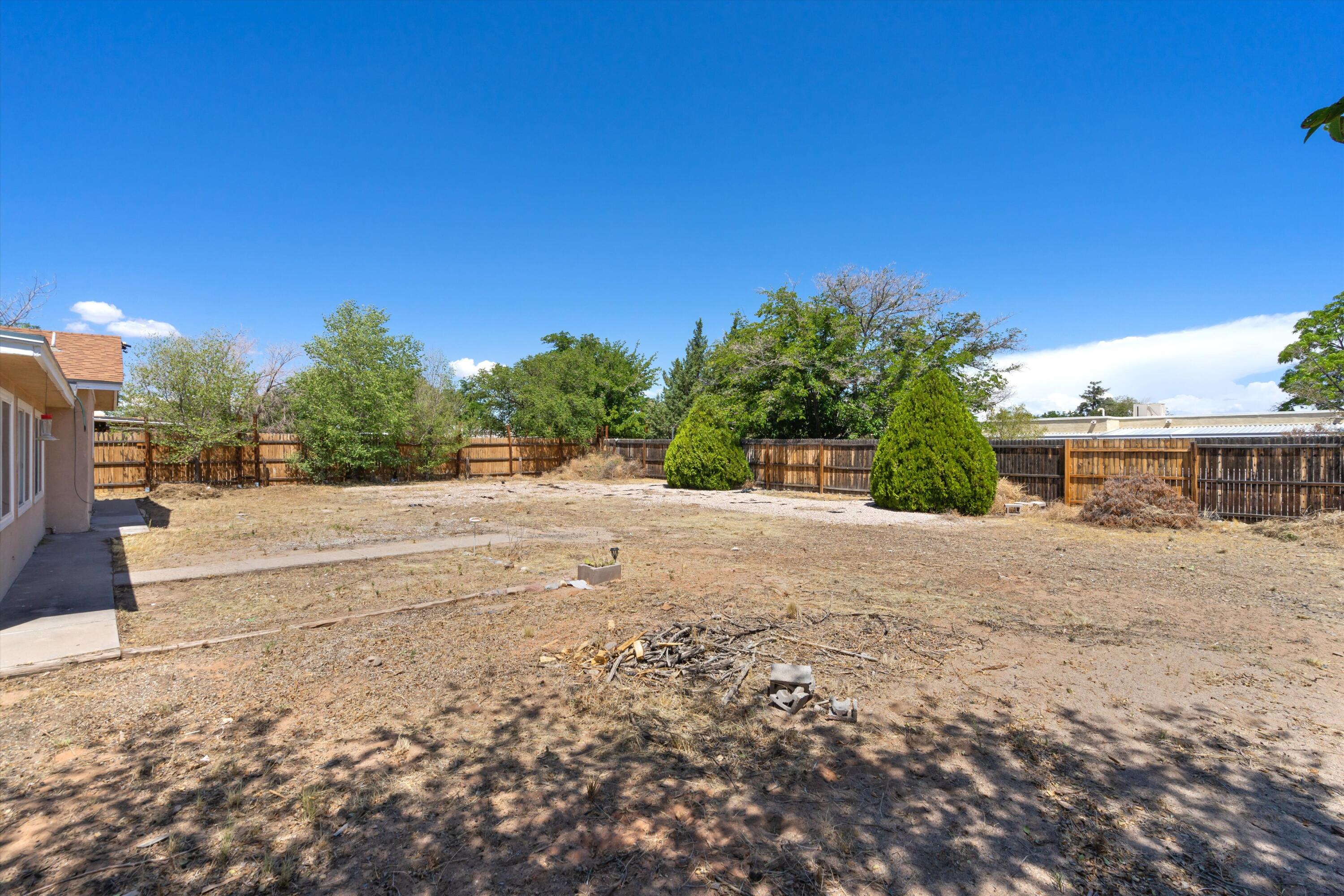 4113 La Colorada Court SE