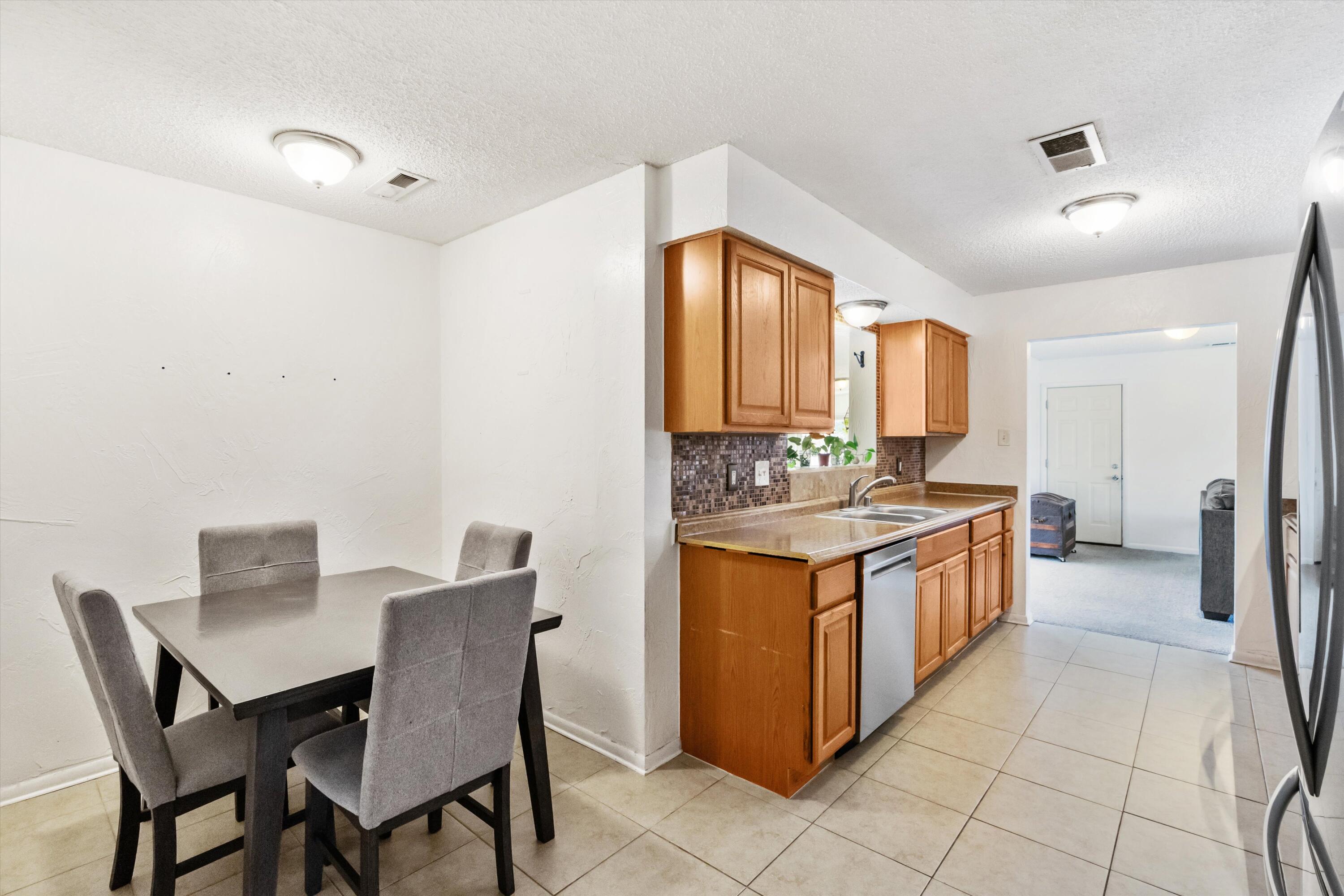 4113 La Colorada Court SE