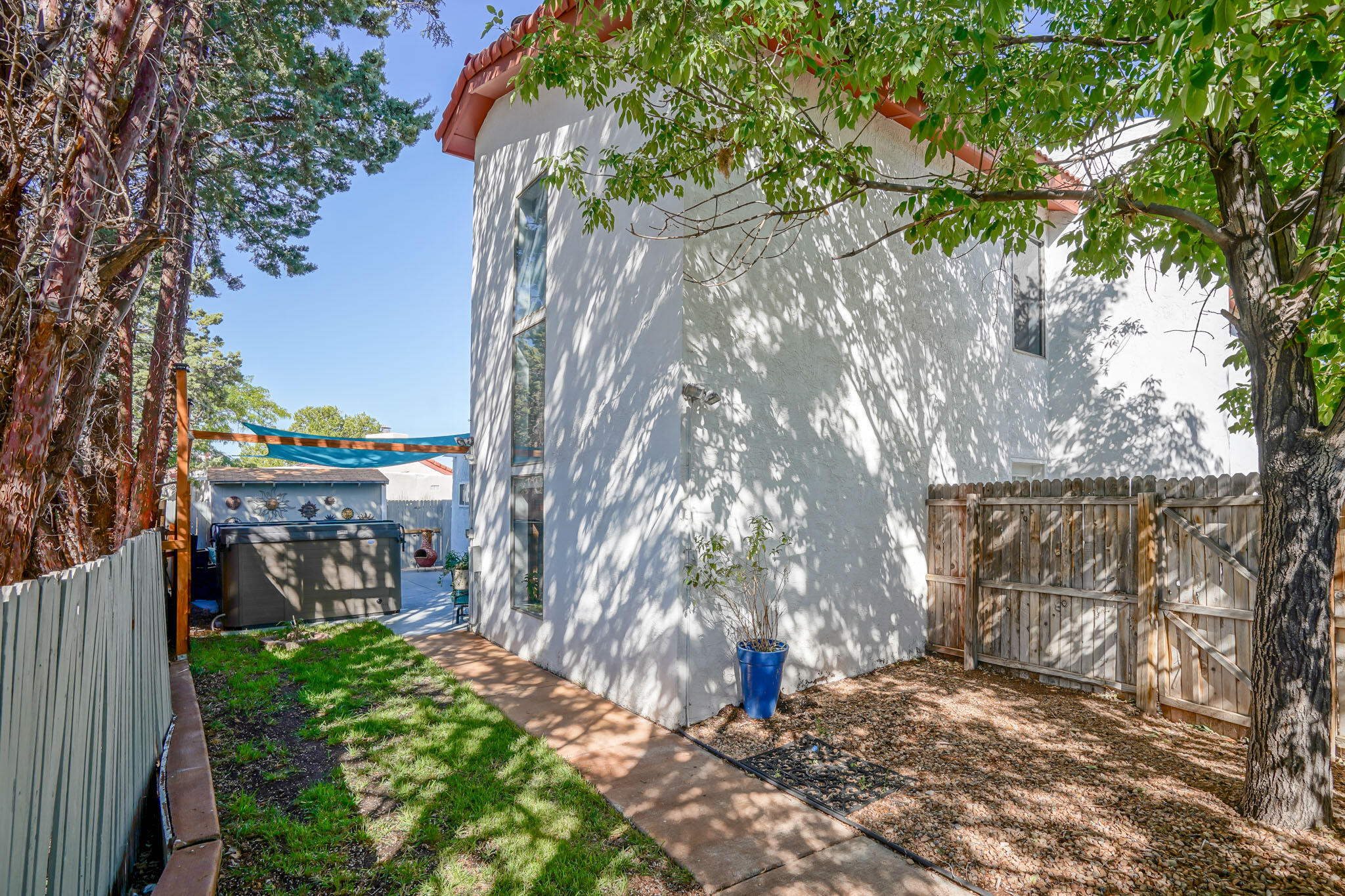11100 Briarwood Terrace NE