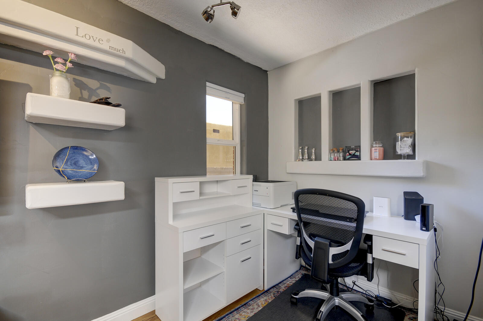 4104 Camino De La Sierra NE