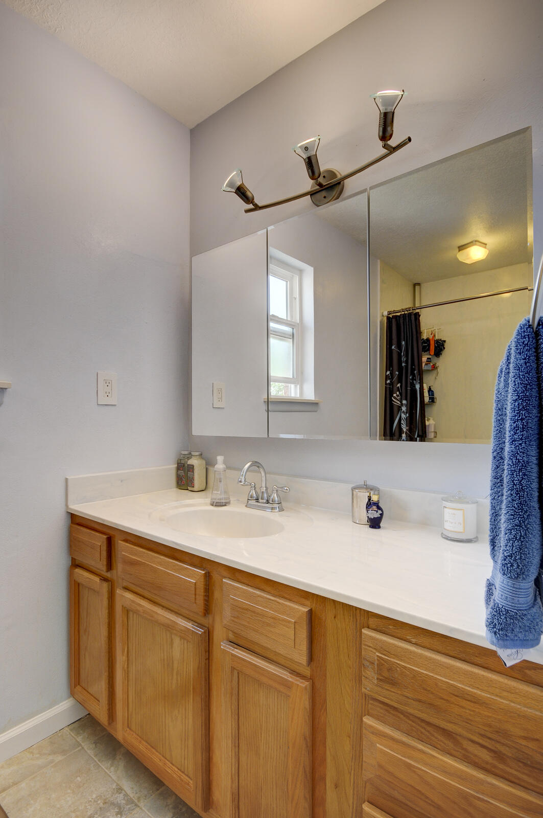 4104 Camino De La Sierra NE