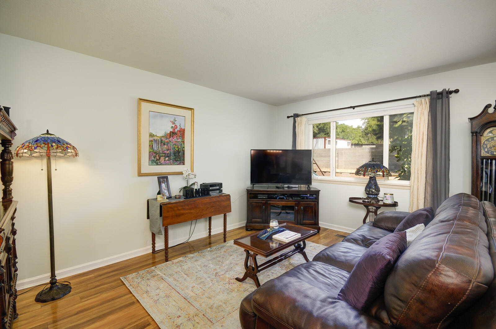 4104 Camino De La Sierra NE