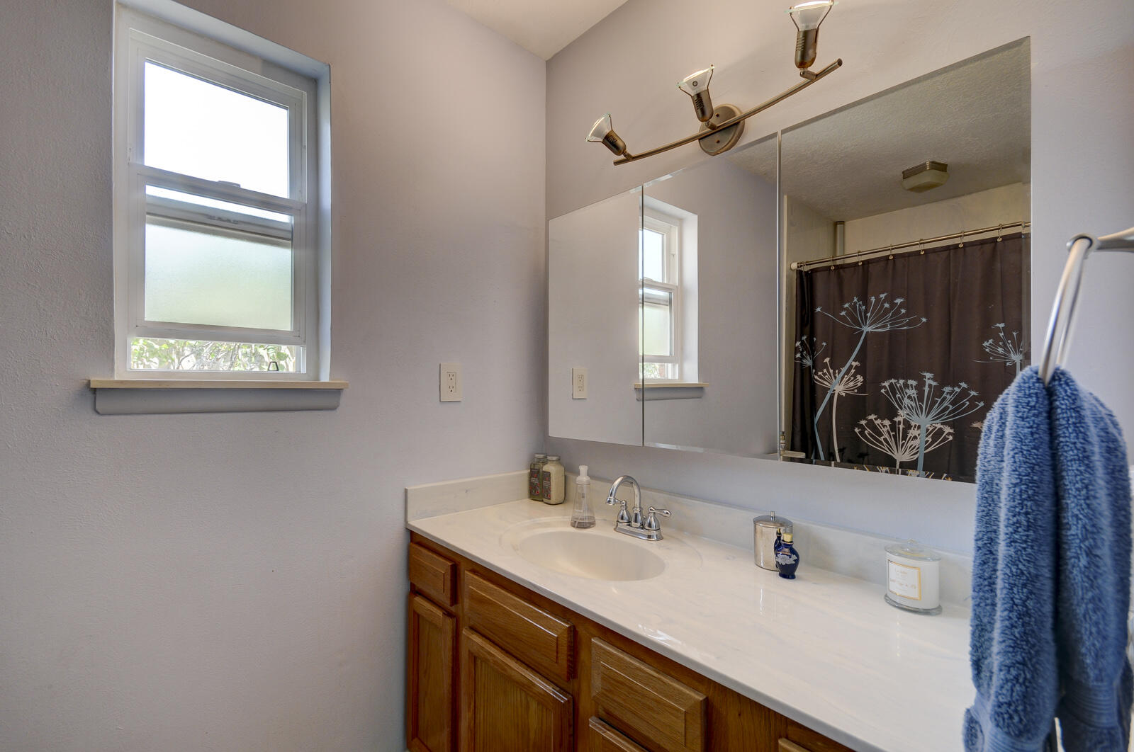 4104 Camino De La Sierra NE