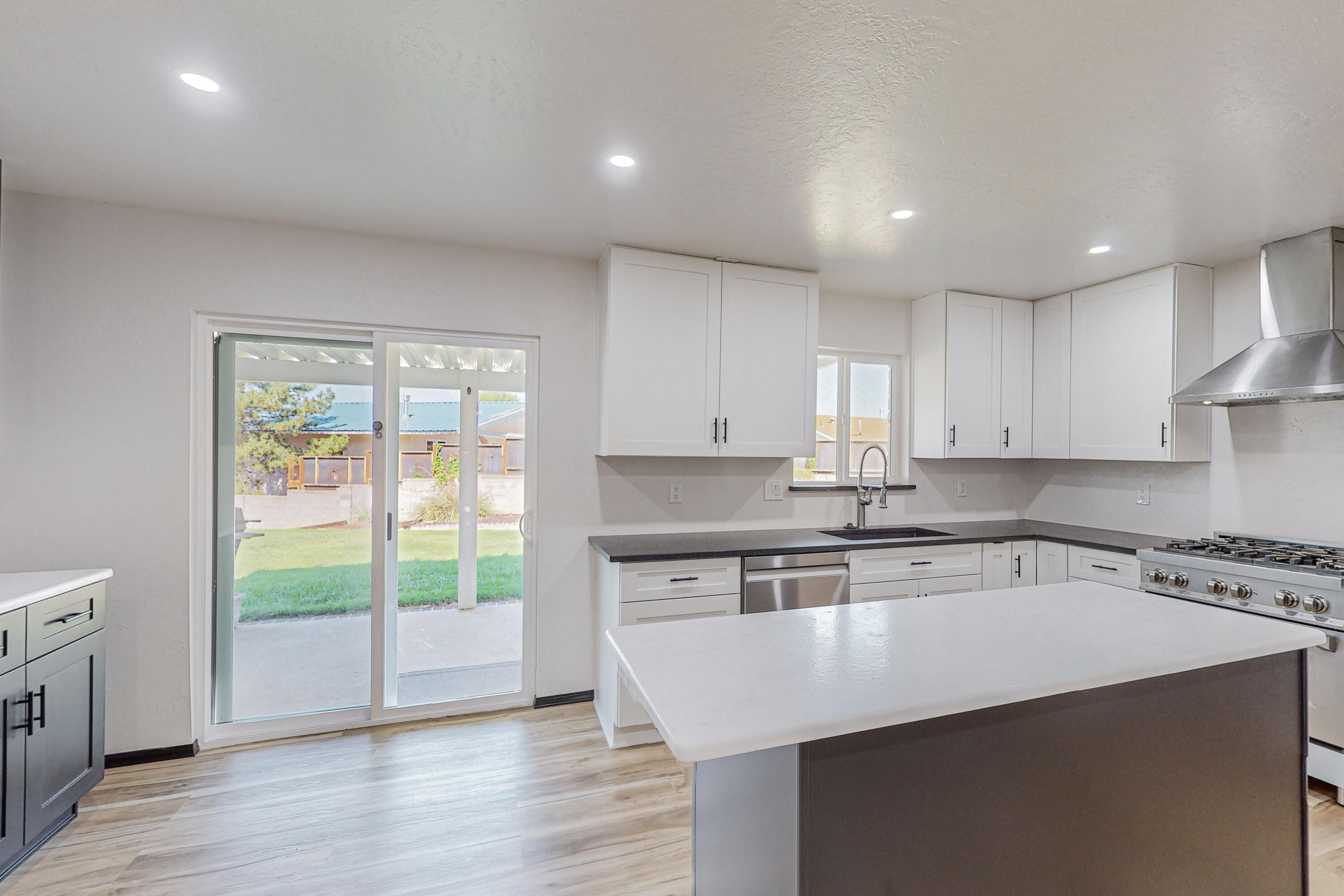 8240 Northridge Avenue NE