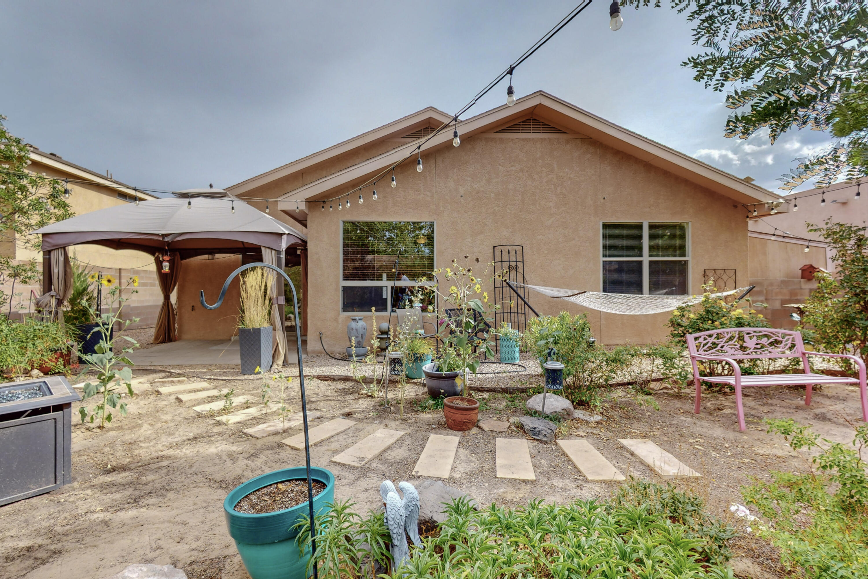7409 Kingfisher Court NW