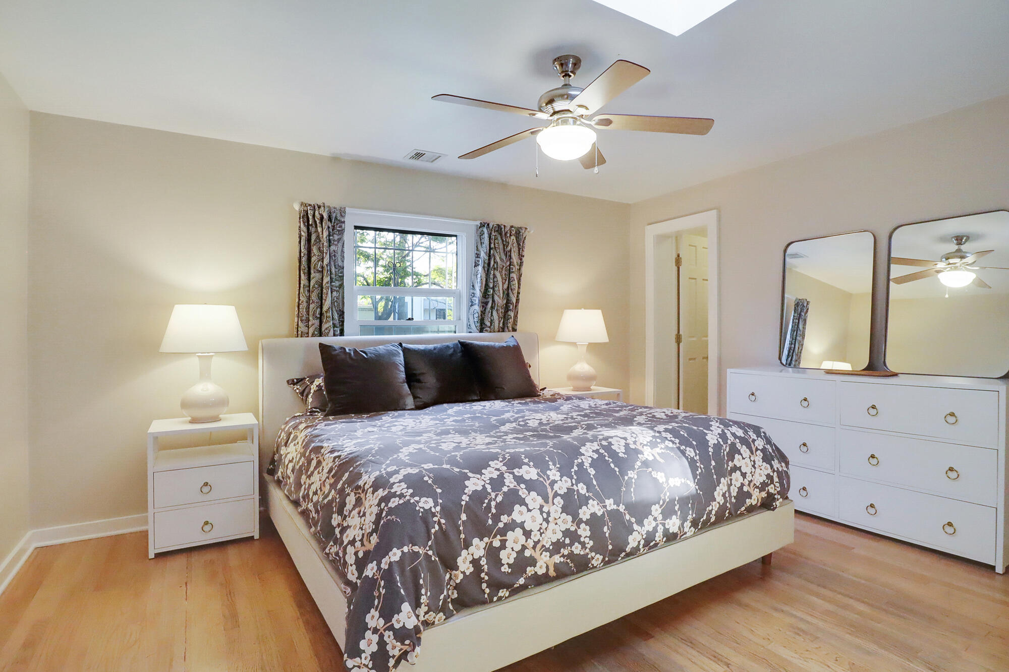 213 Solano Drive SE