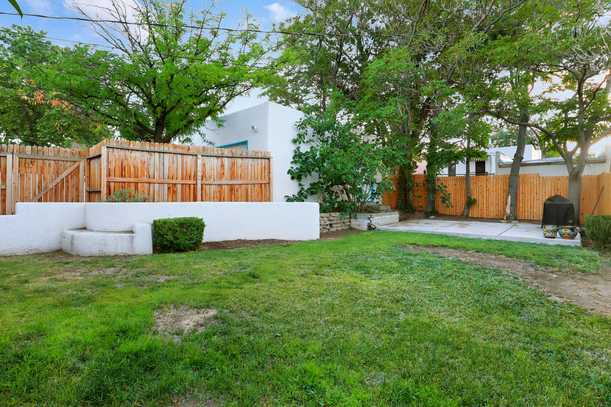 213 Solano Drive SE
