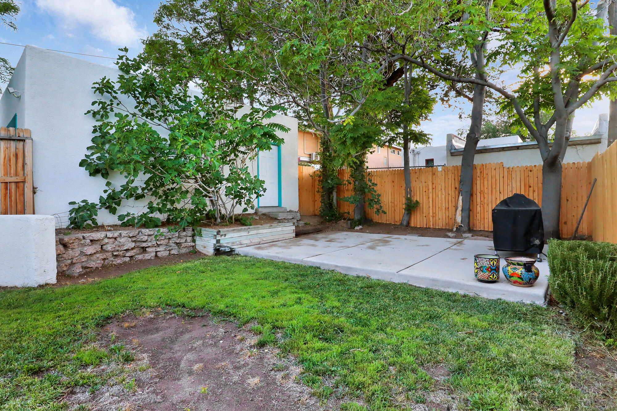 213 Solano Drive SE
