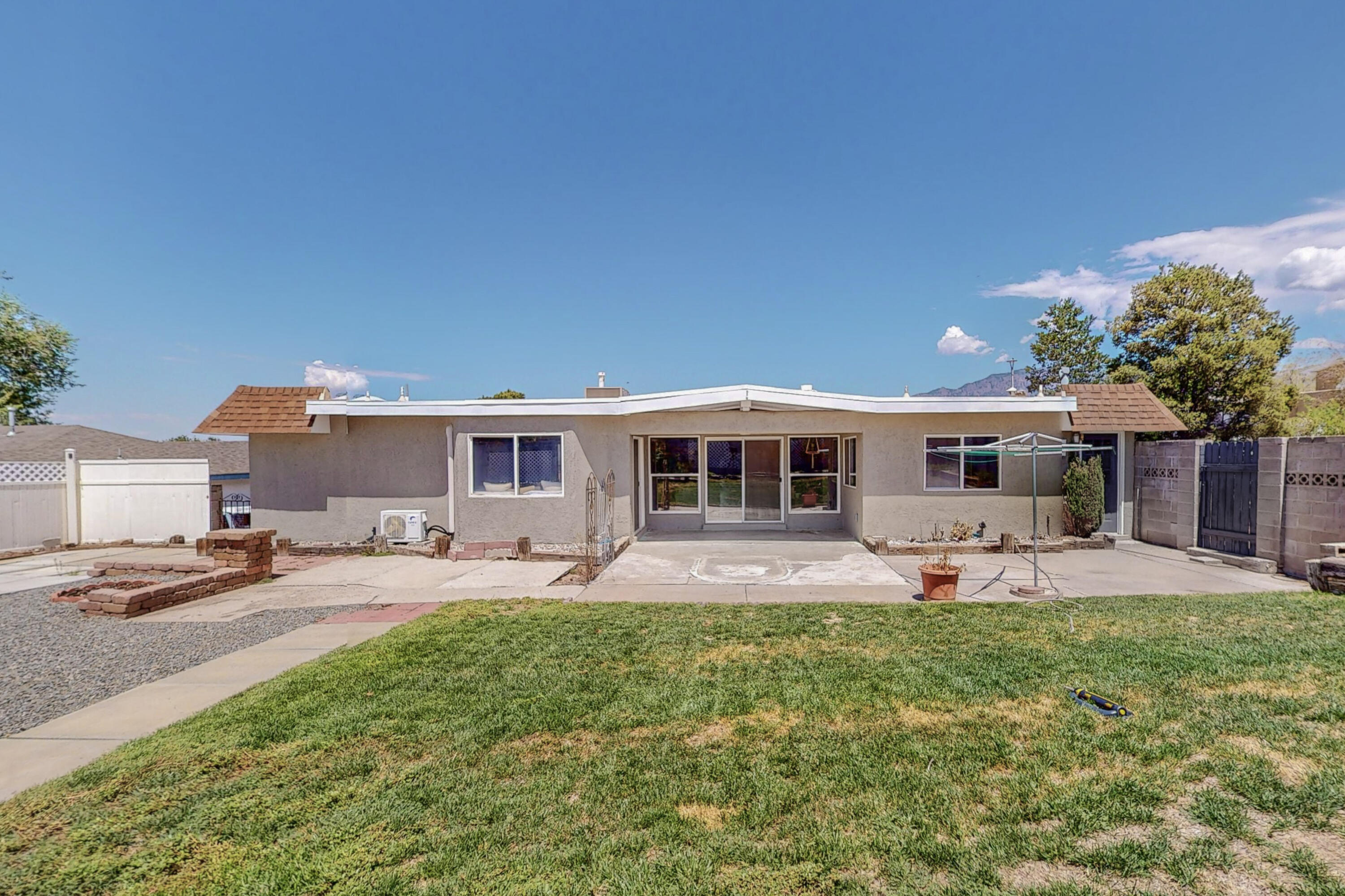 12124 Prospect Avenue NE