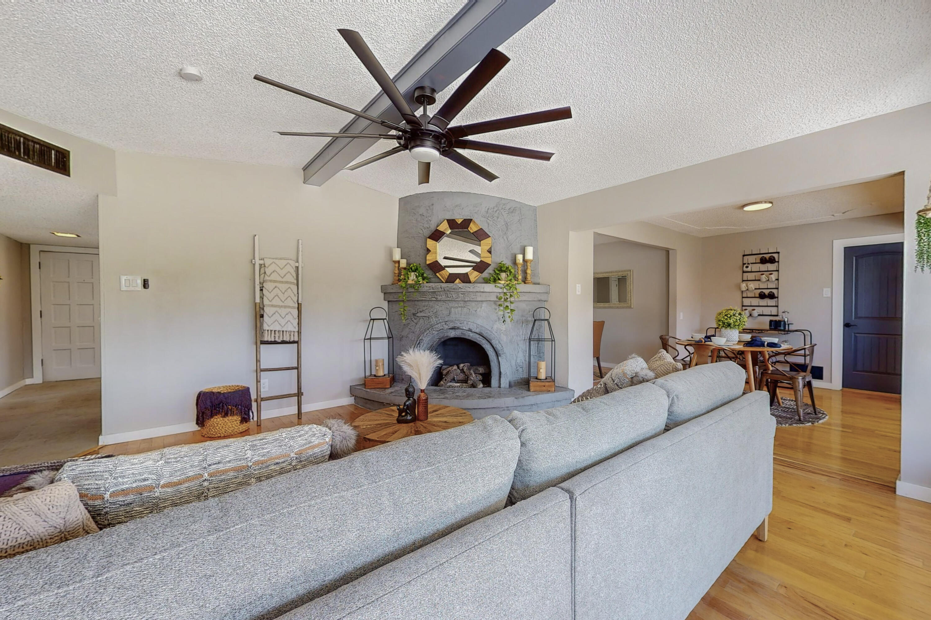 12124 Prospect Avenue NE