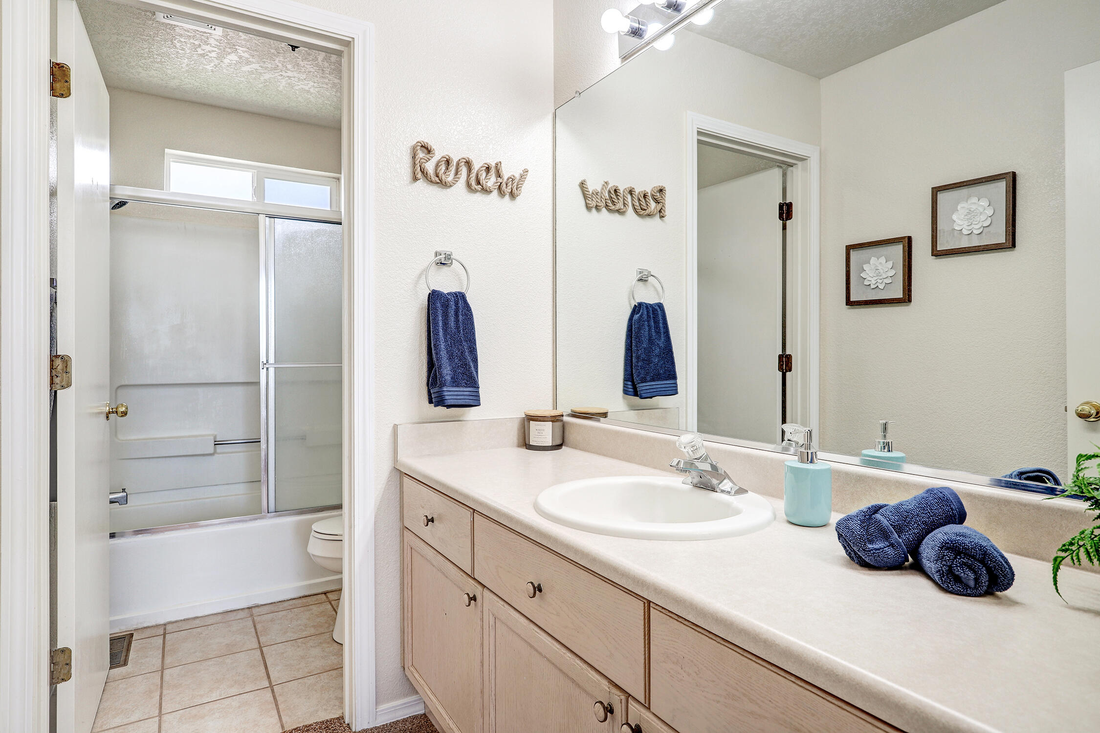 7105 Aqua Marine Road NE