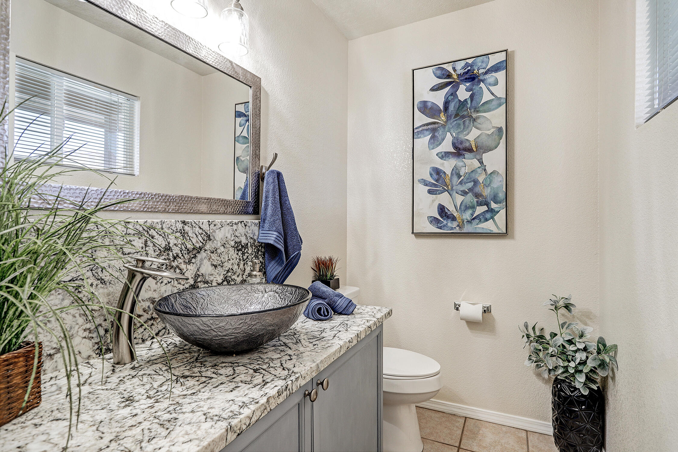 7105 Aqua Marine Road NE