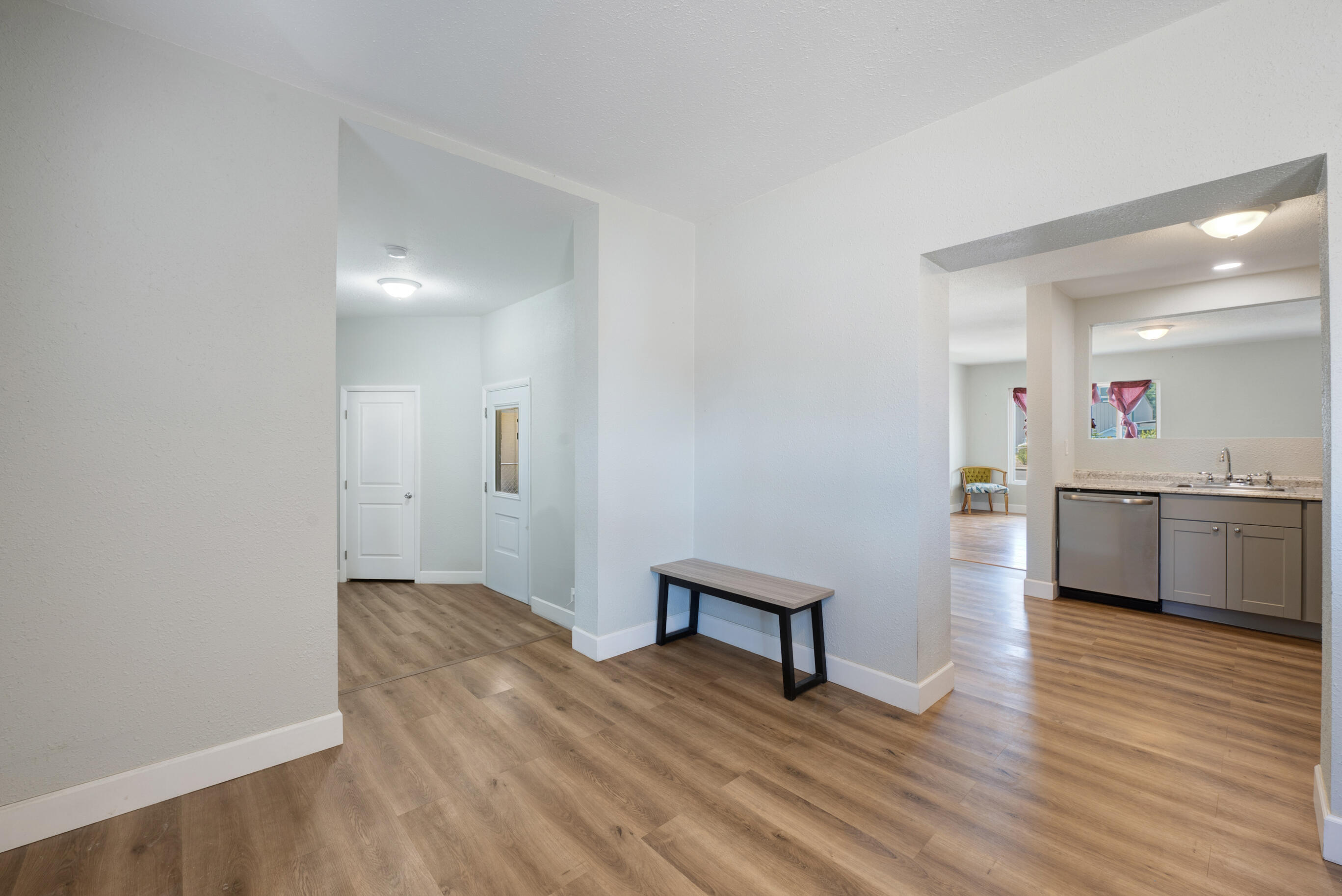 212 Dalies Avenue