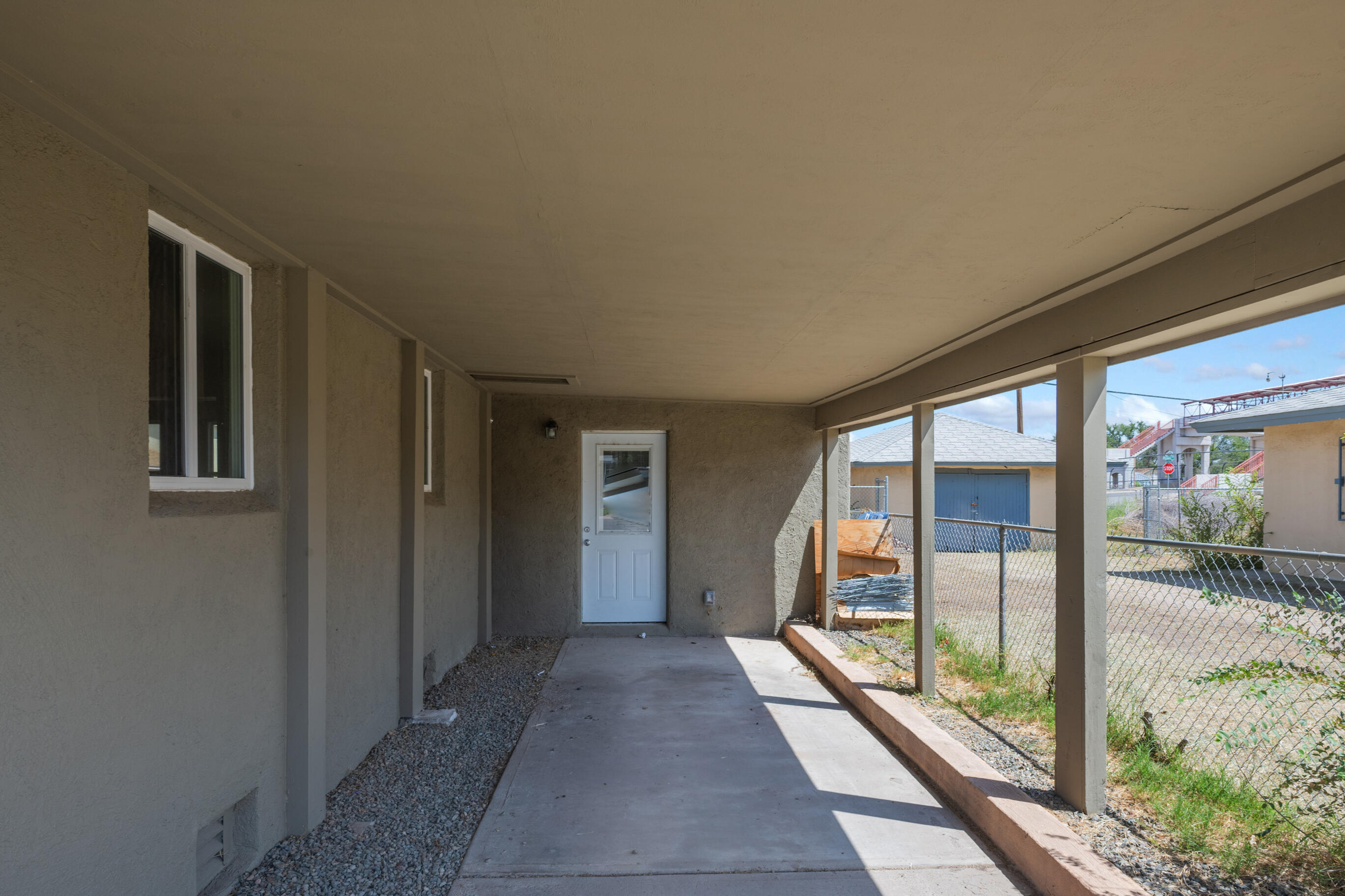 212 Dalies Avenue