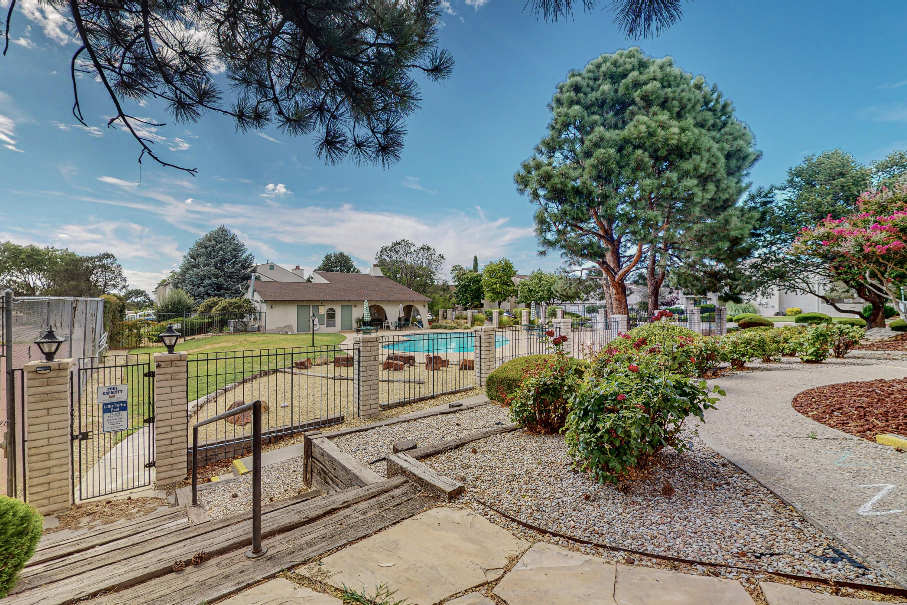 7534 Prairie Road NE
