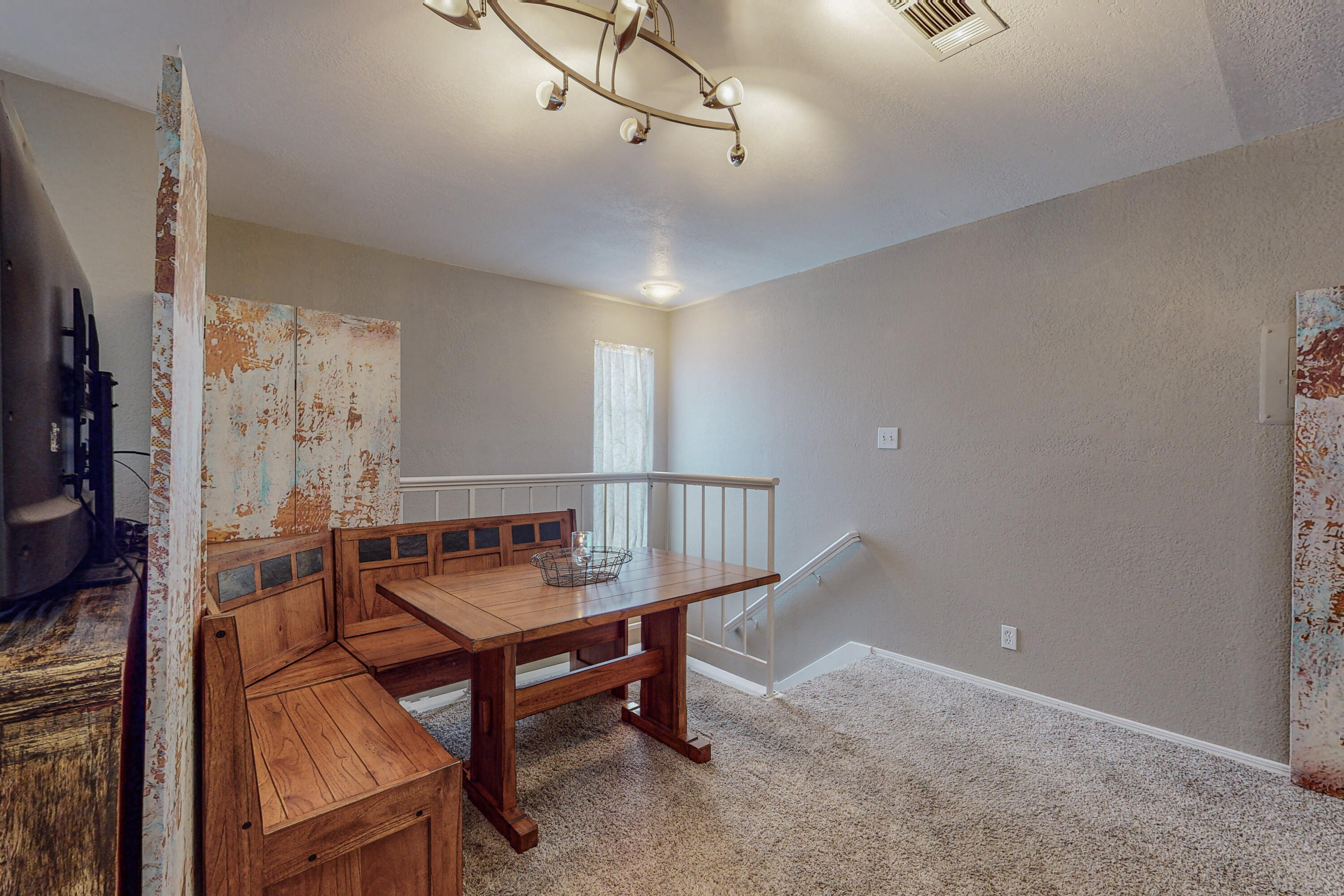 7534 Prairie Road NE