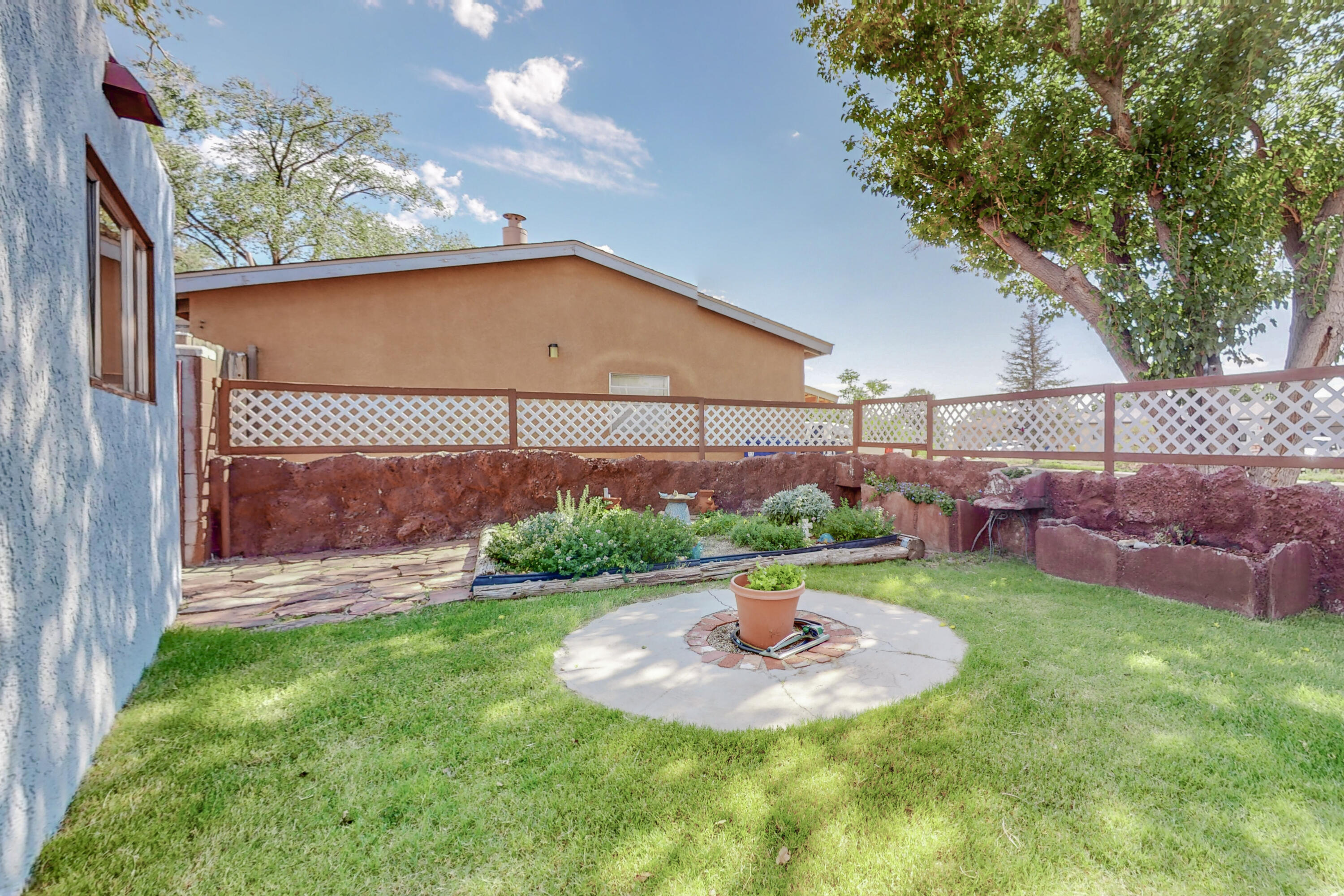 11501 San Jacinto Avenue NE