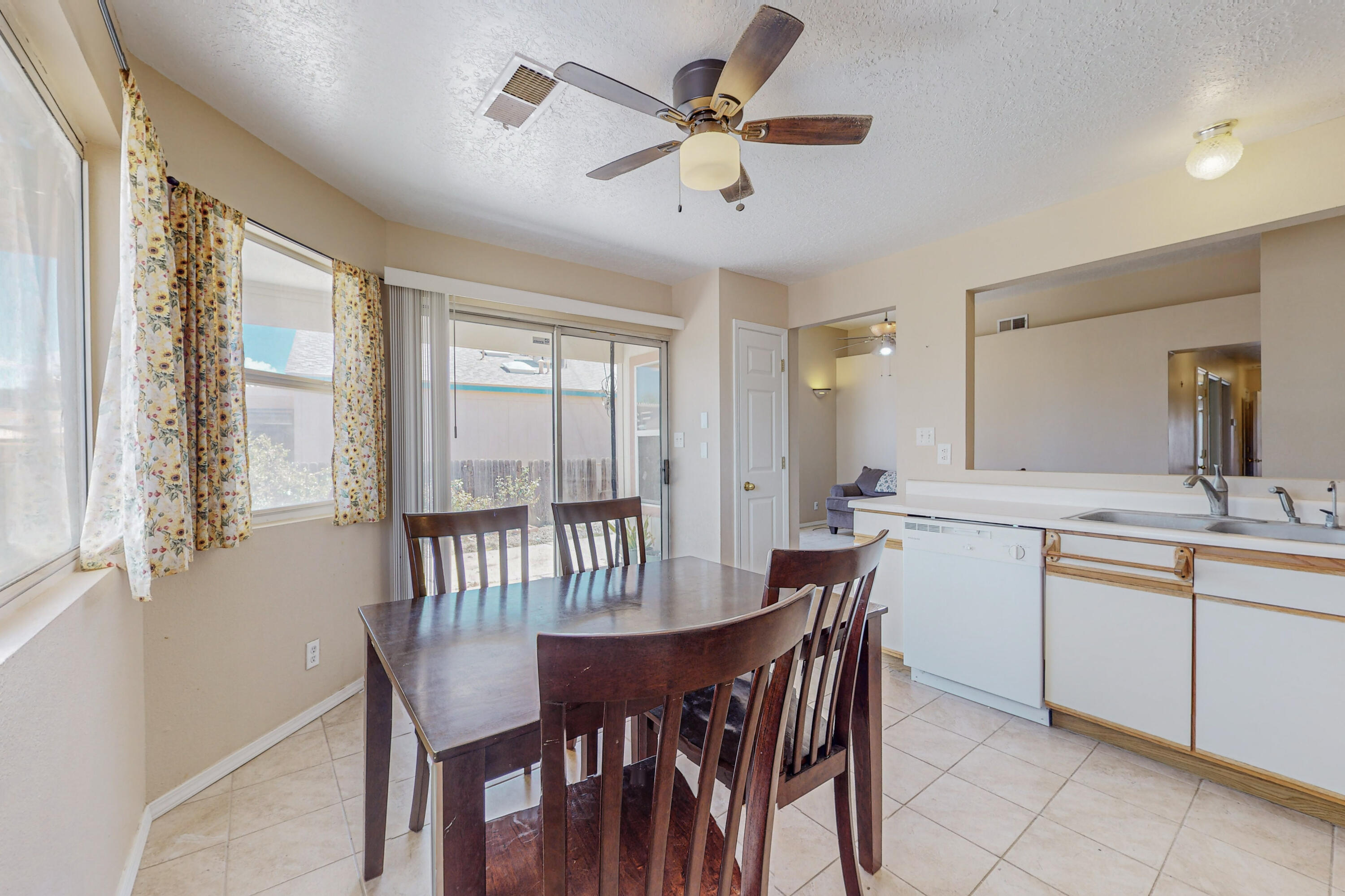 1109 Sand Dune Road NE