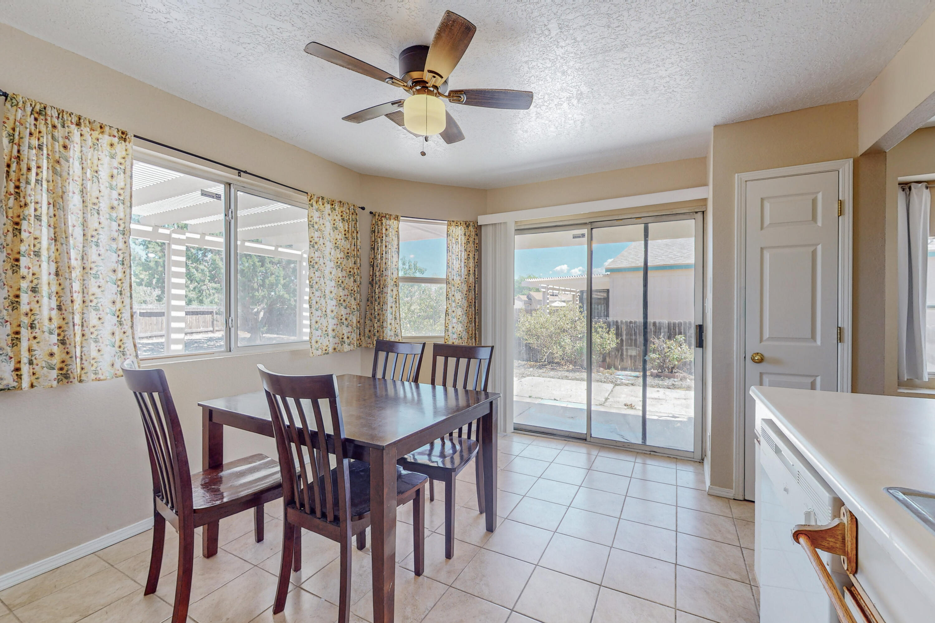 1109 Sand Dune Road NE