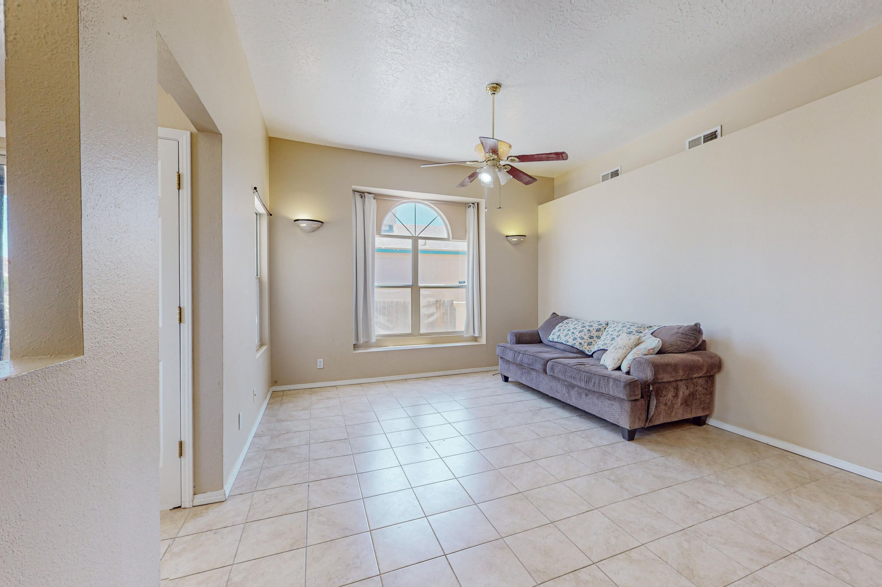 1109 Sand Dune Road NE