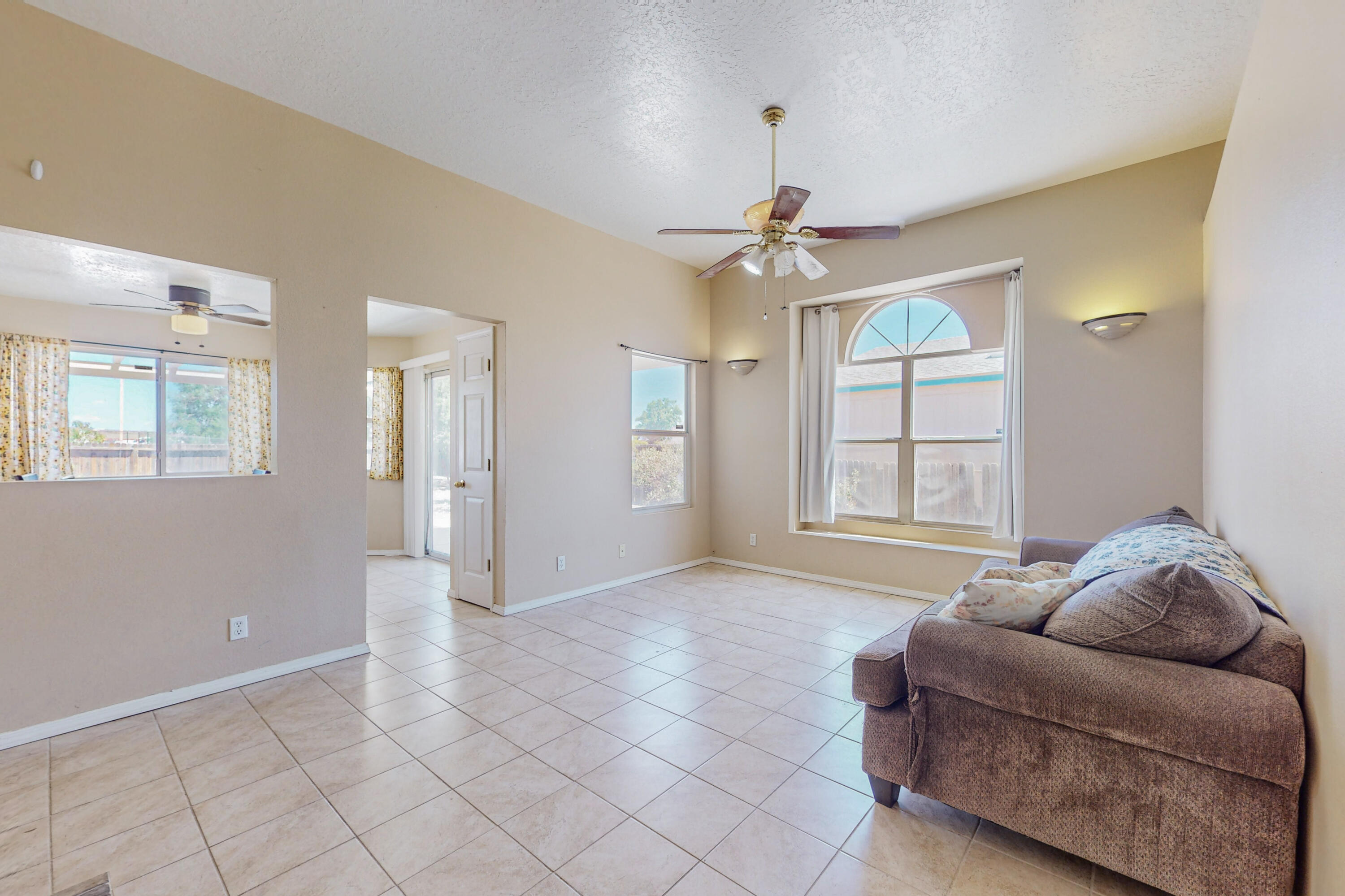 1109 Sand Dune Road NE