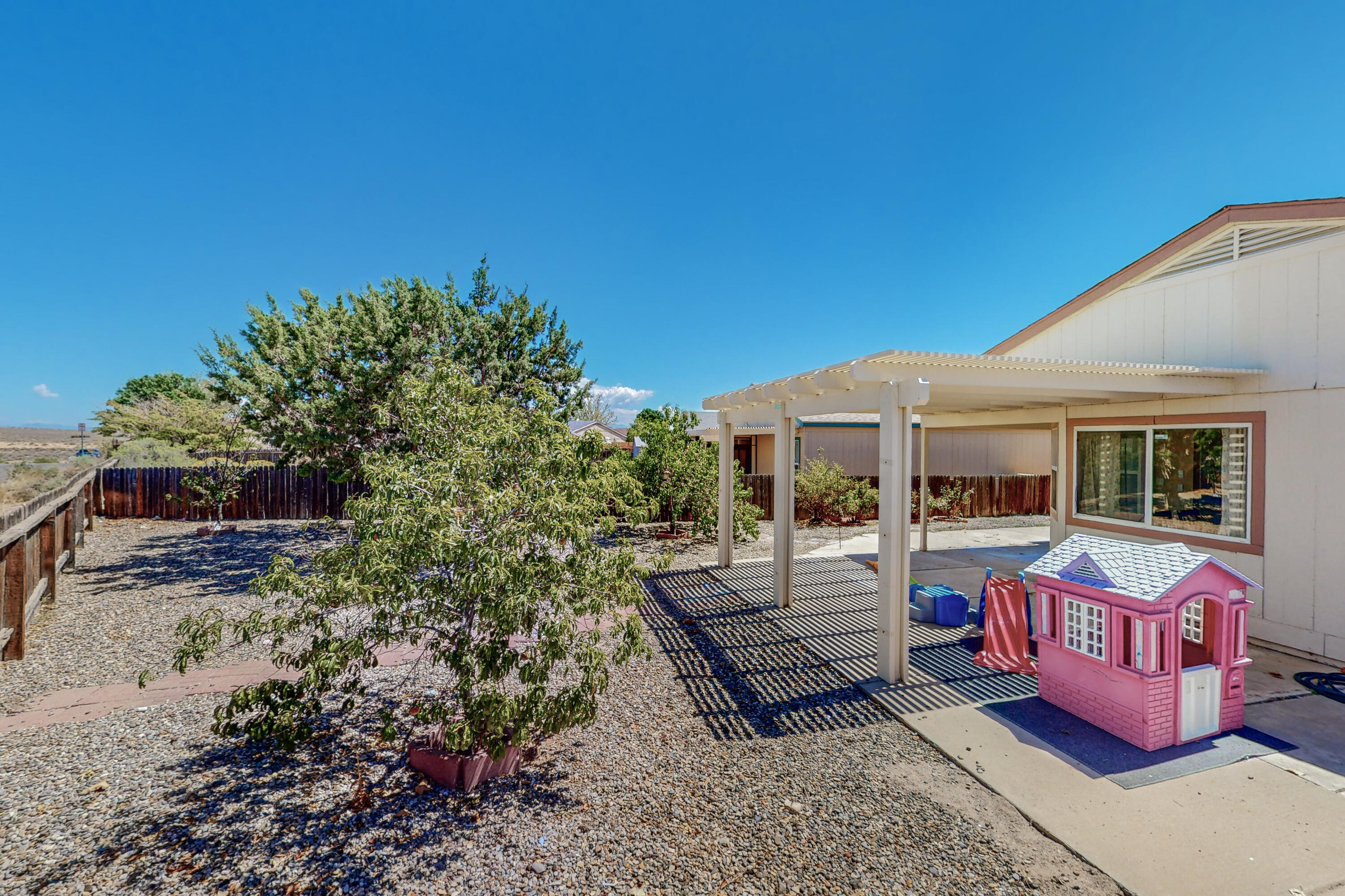 1109 Sand Dune Road NE