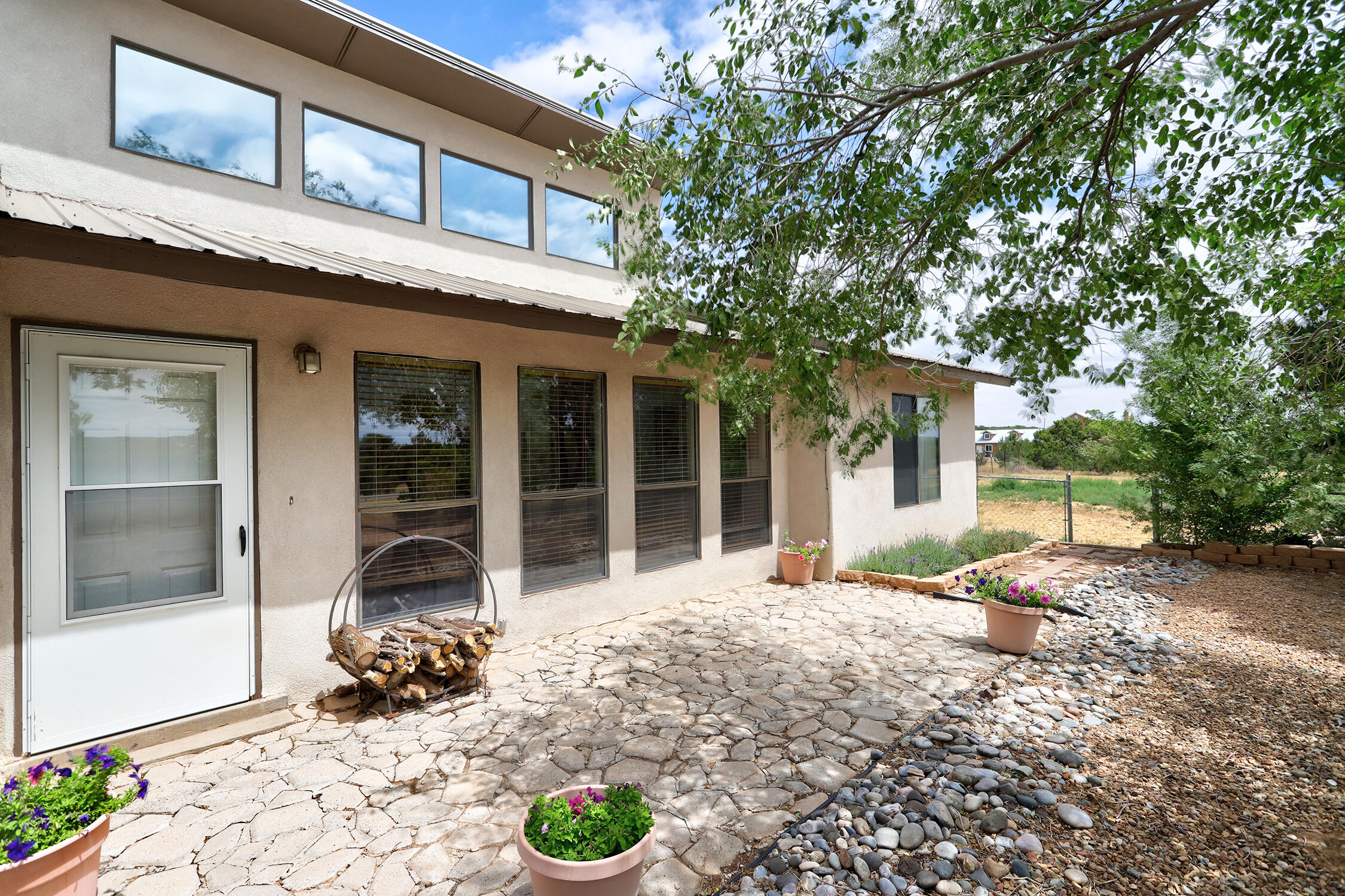20 Tumbleweed Road