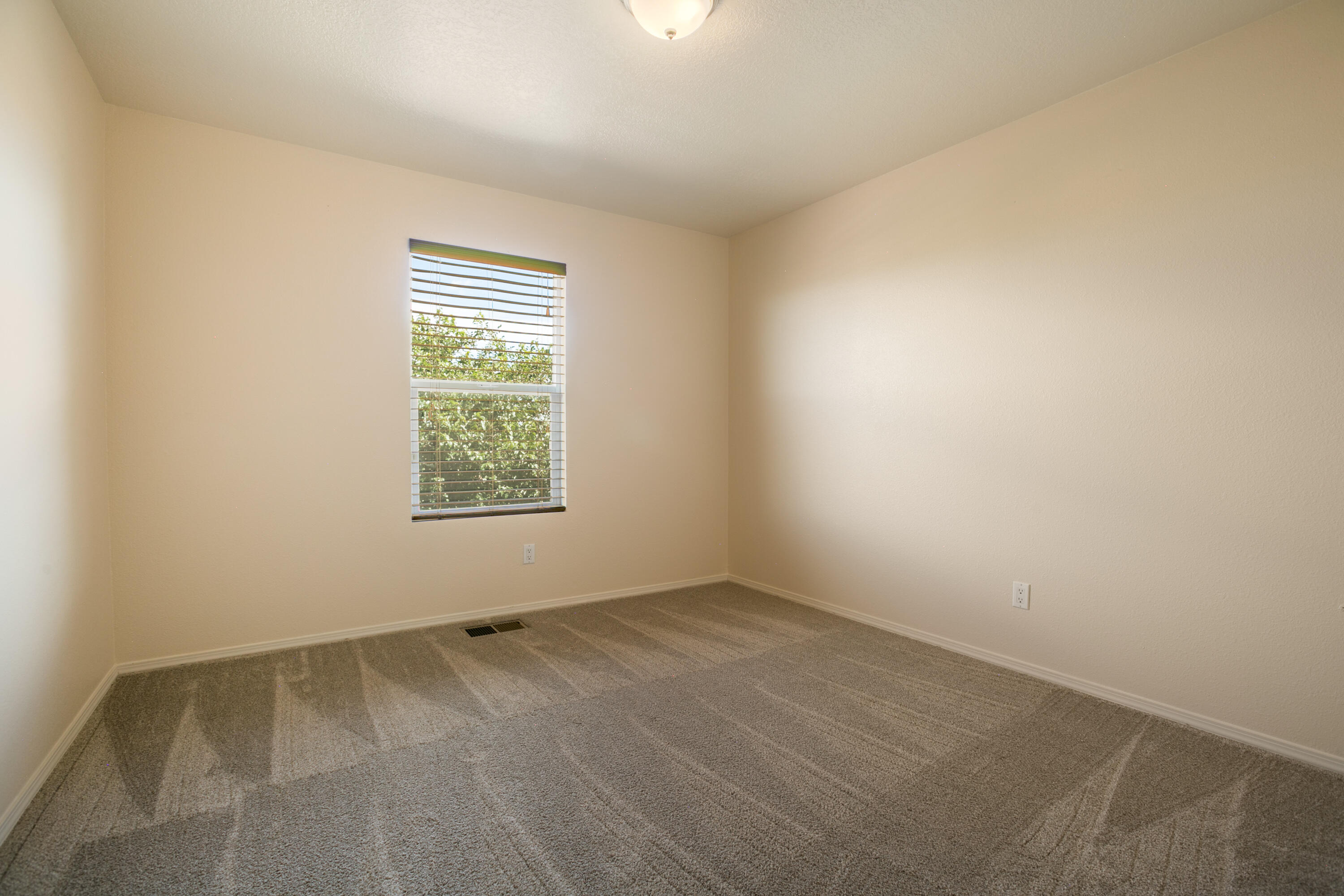 1705 Sierra Norte Loop NE