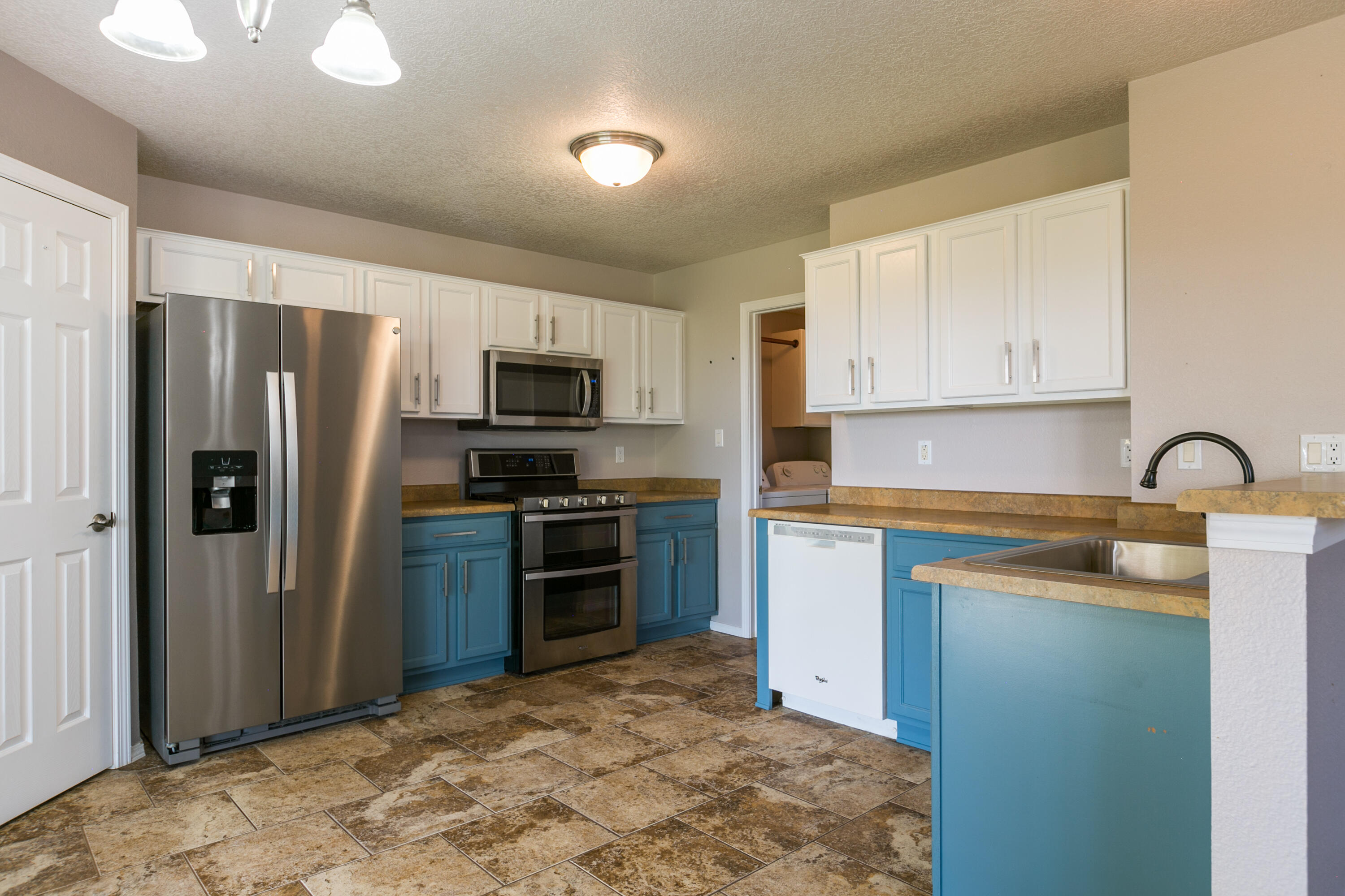 1705 Sierra Norte Loop NE