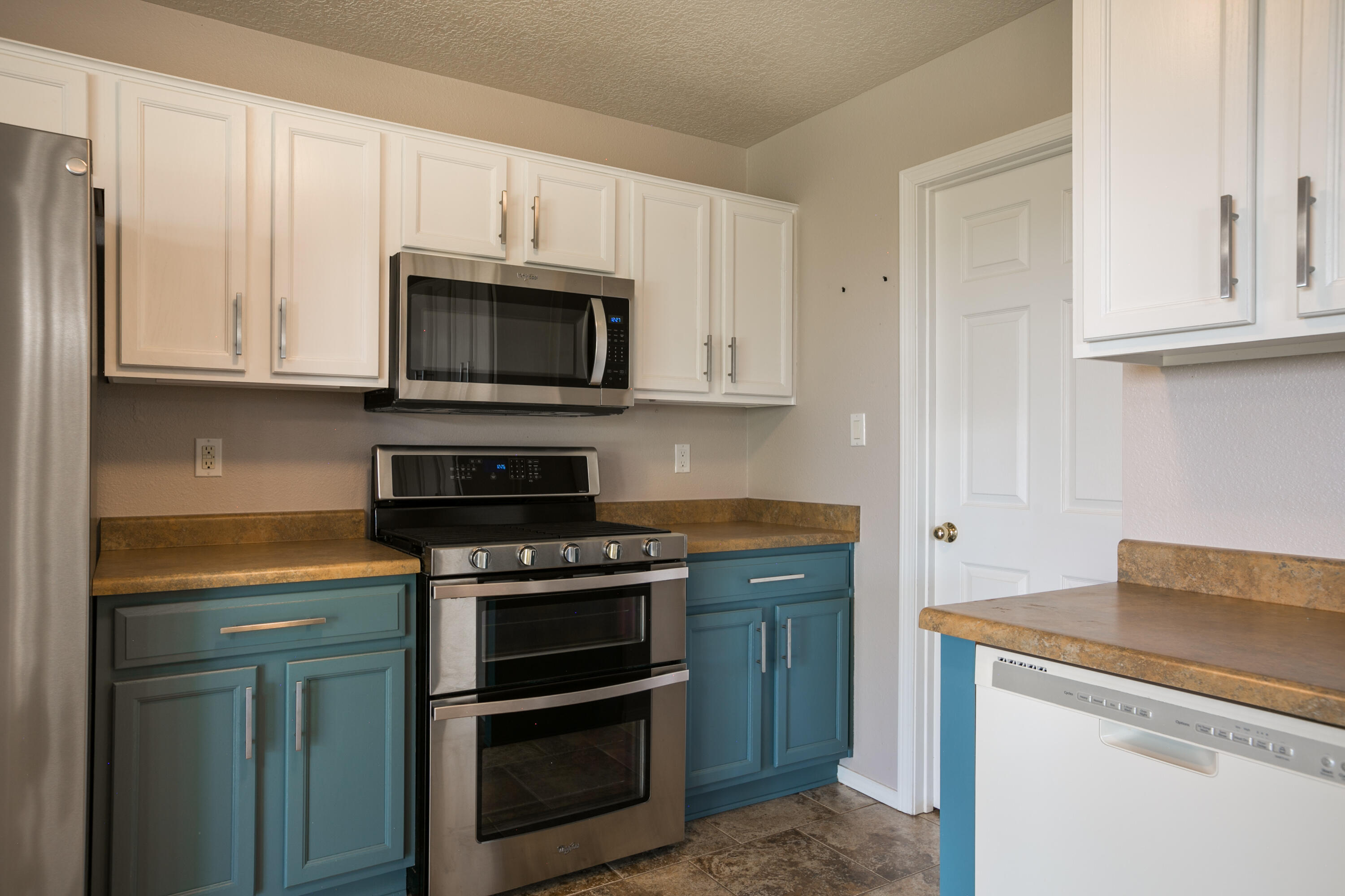 1705 Sierra Norte Loop NE