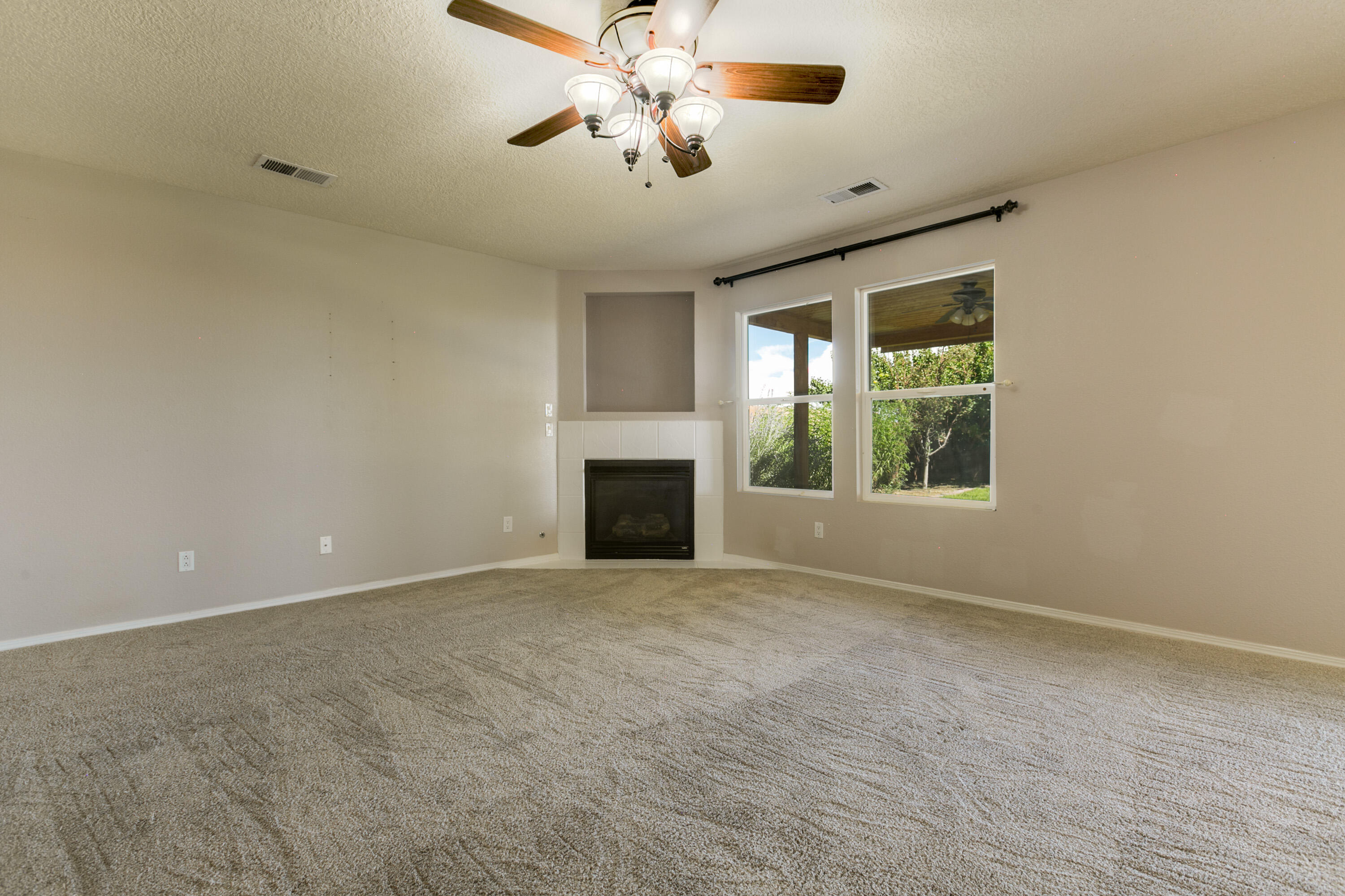 1705 Sierra Norte Loop NE