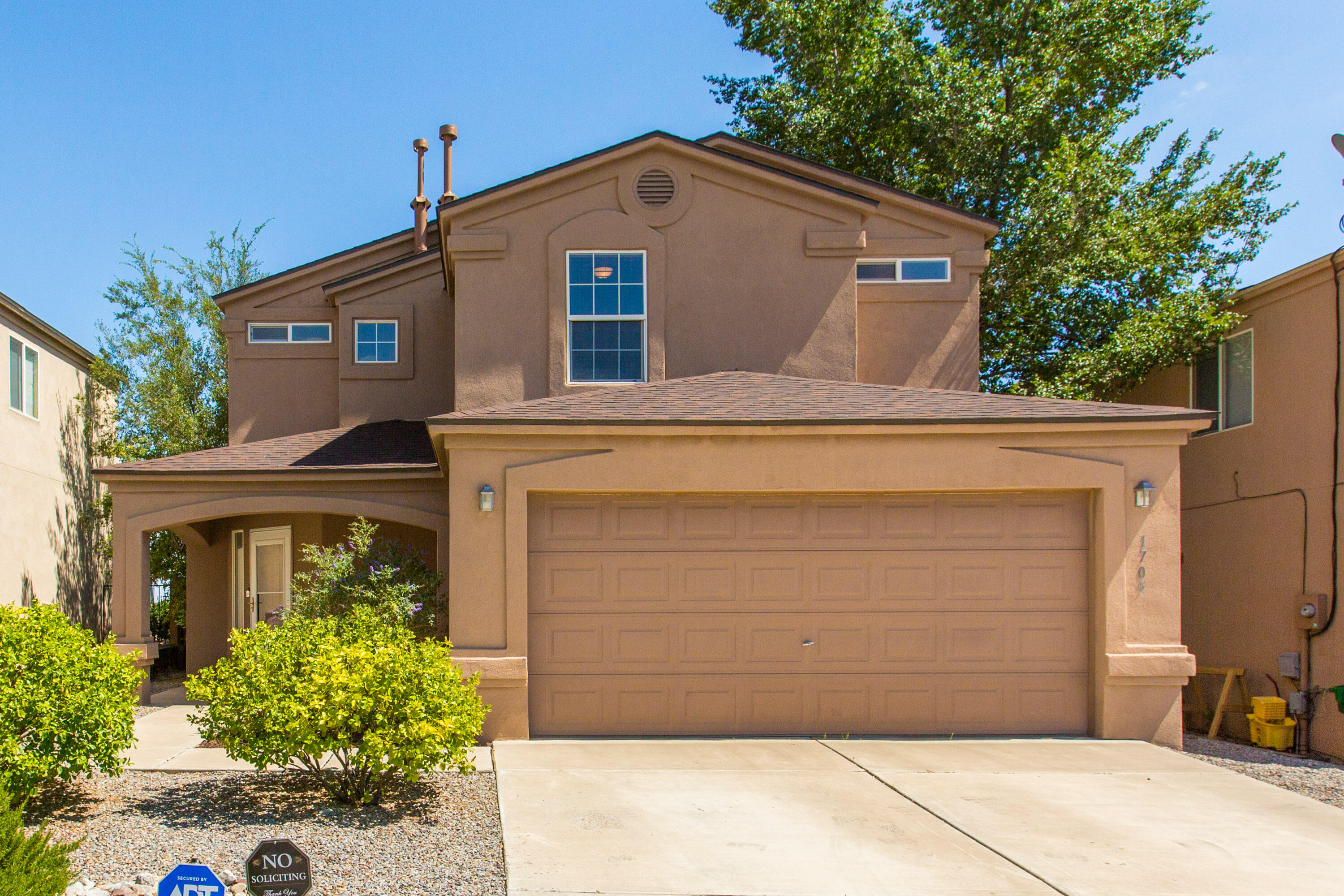 1705 Sierra Norte Loop NE