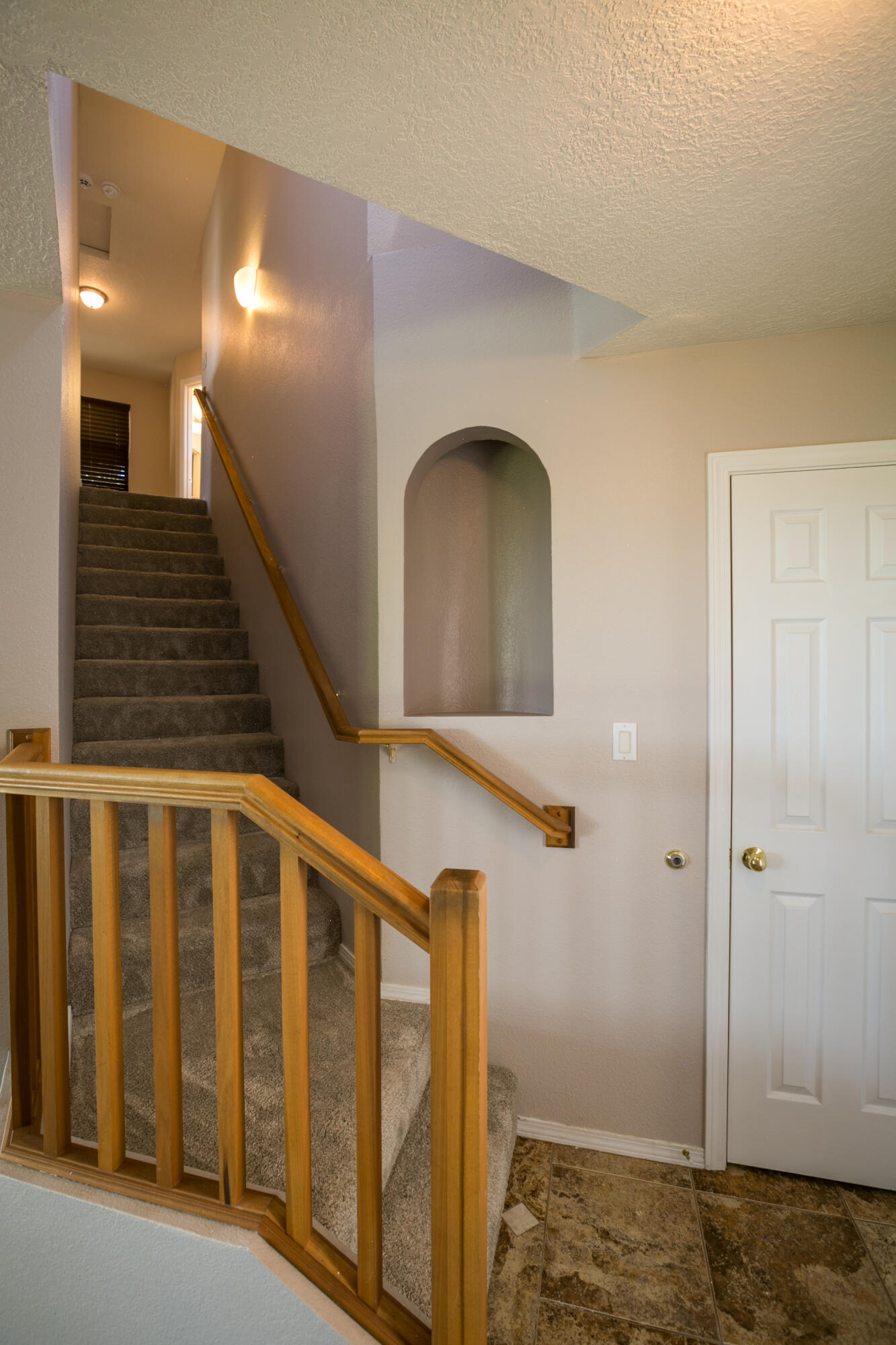 1705 Sierra Norte Loop NE