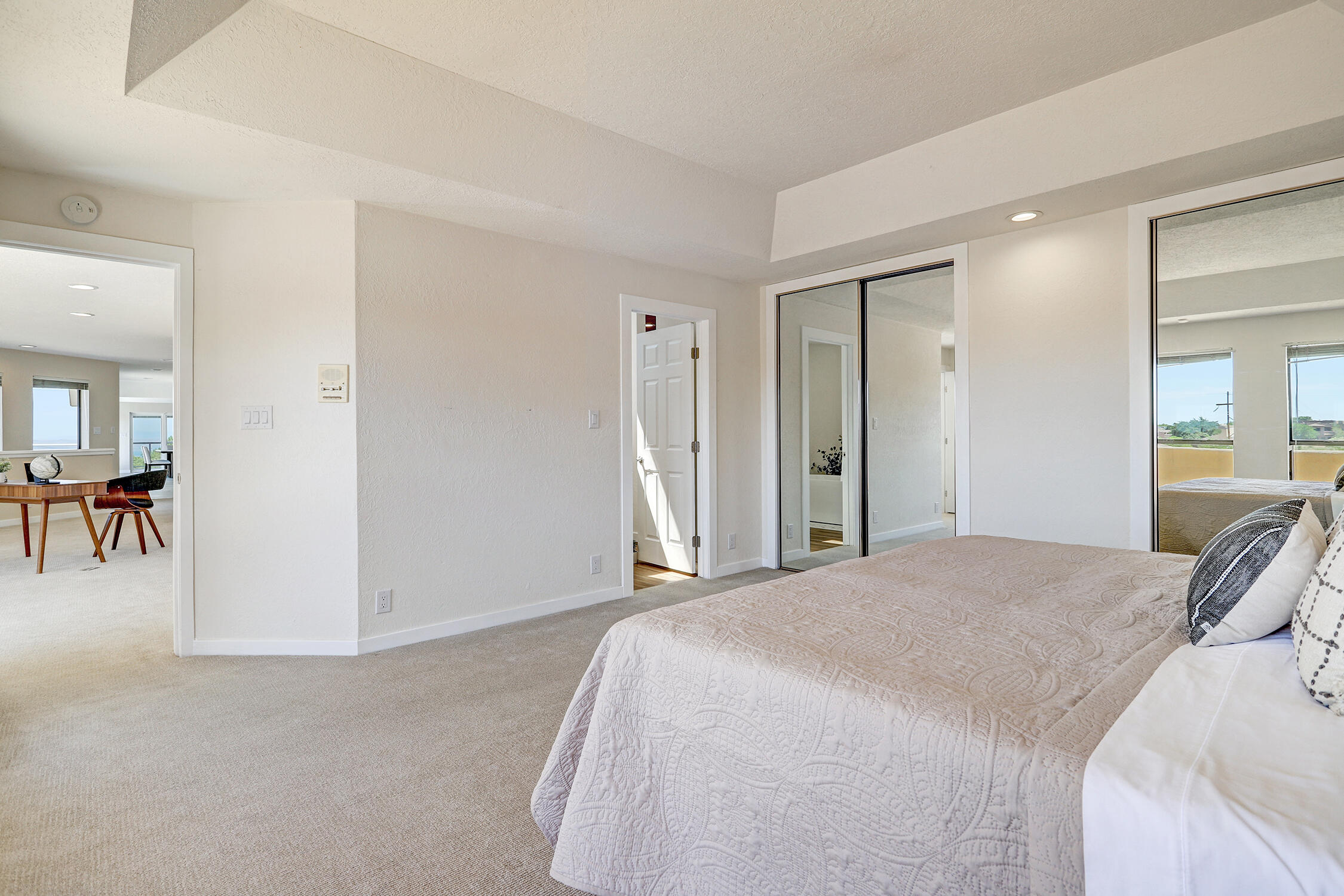 3010 La Villita Place NE