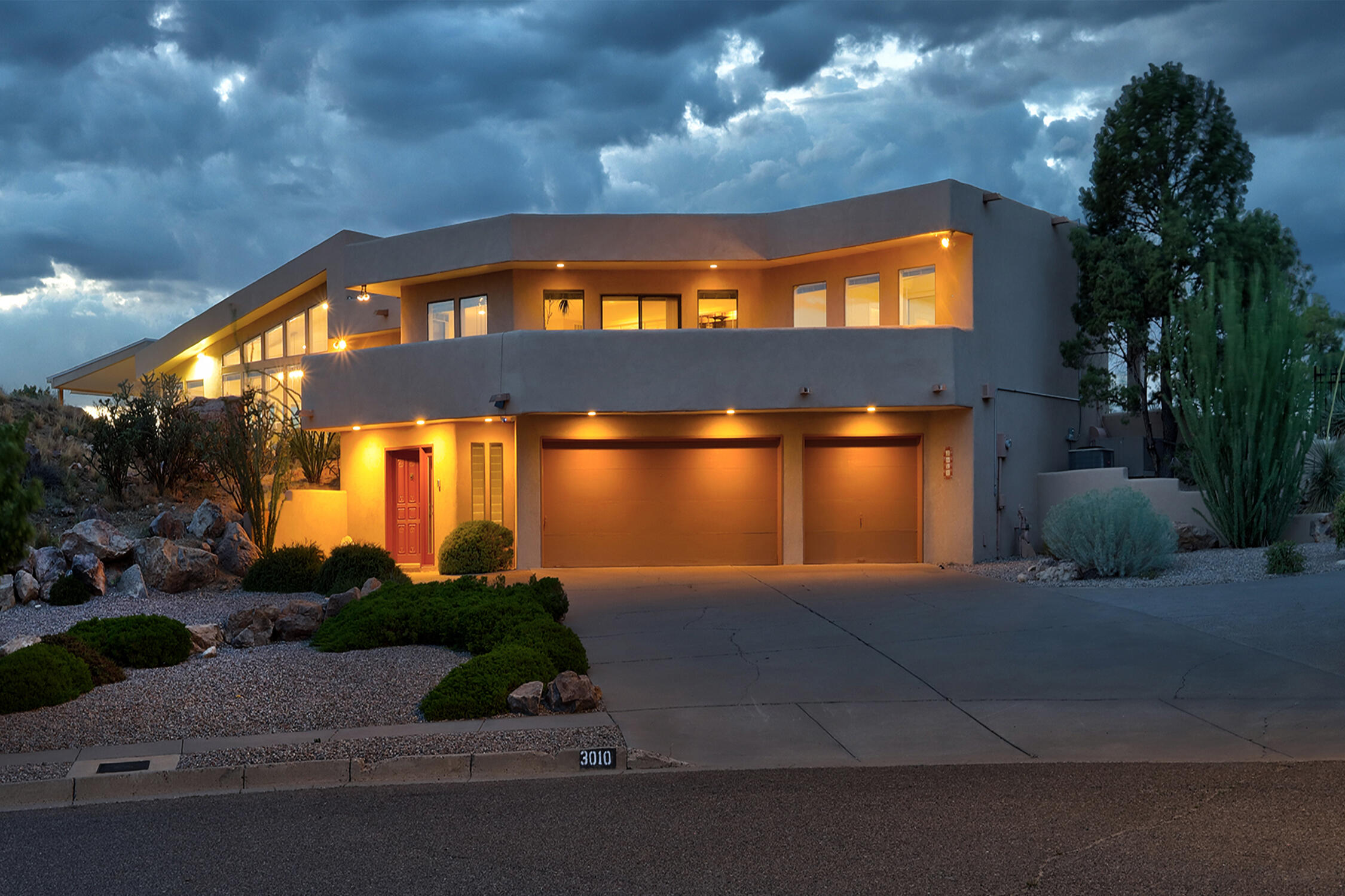 3010 La Villita Place NE