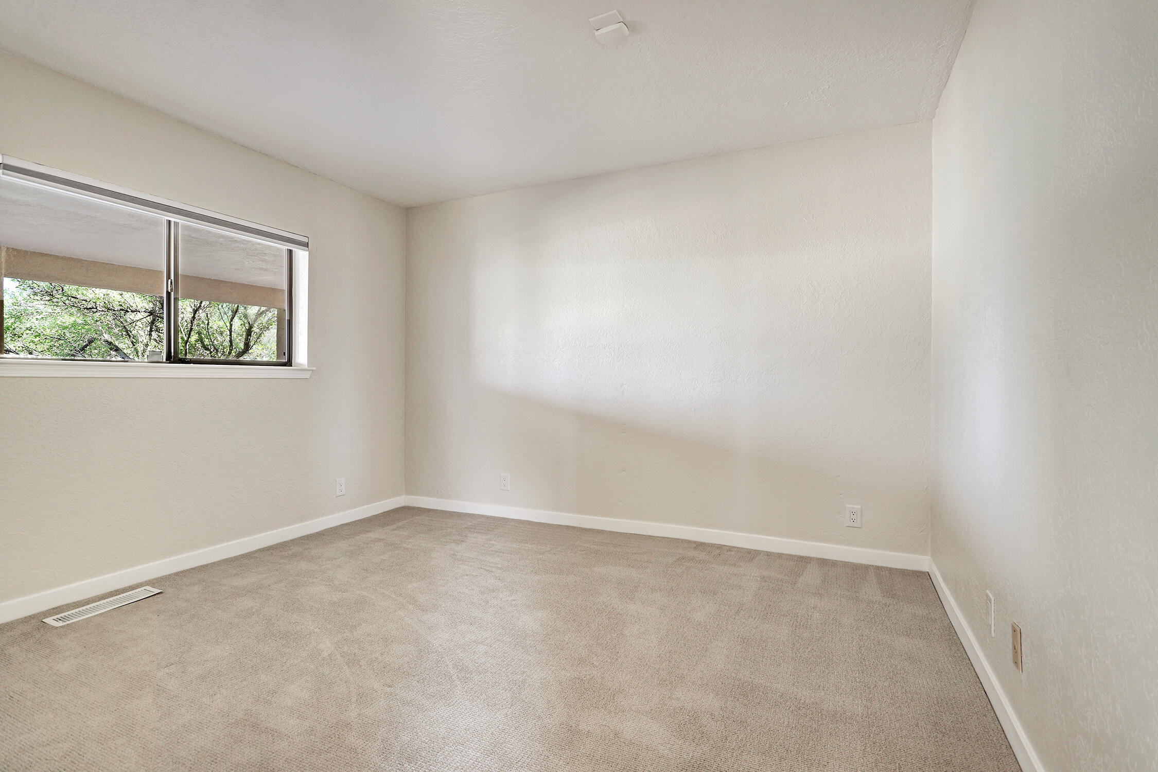 3010 La Villita Place NE