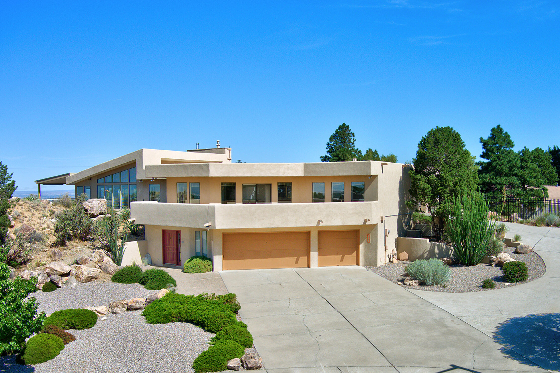 3010 La Villita Place NE