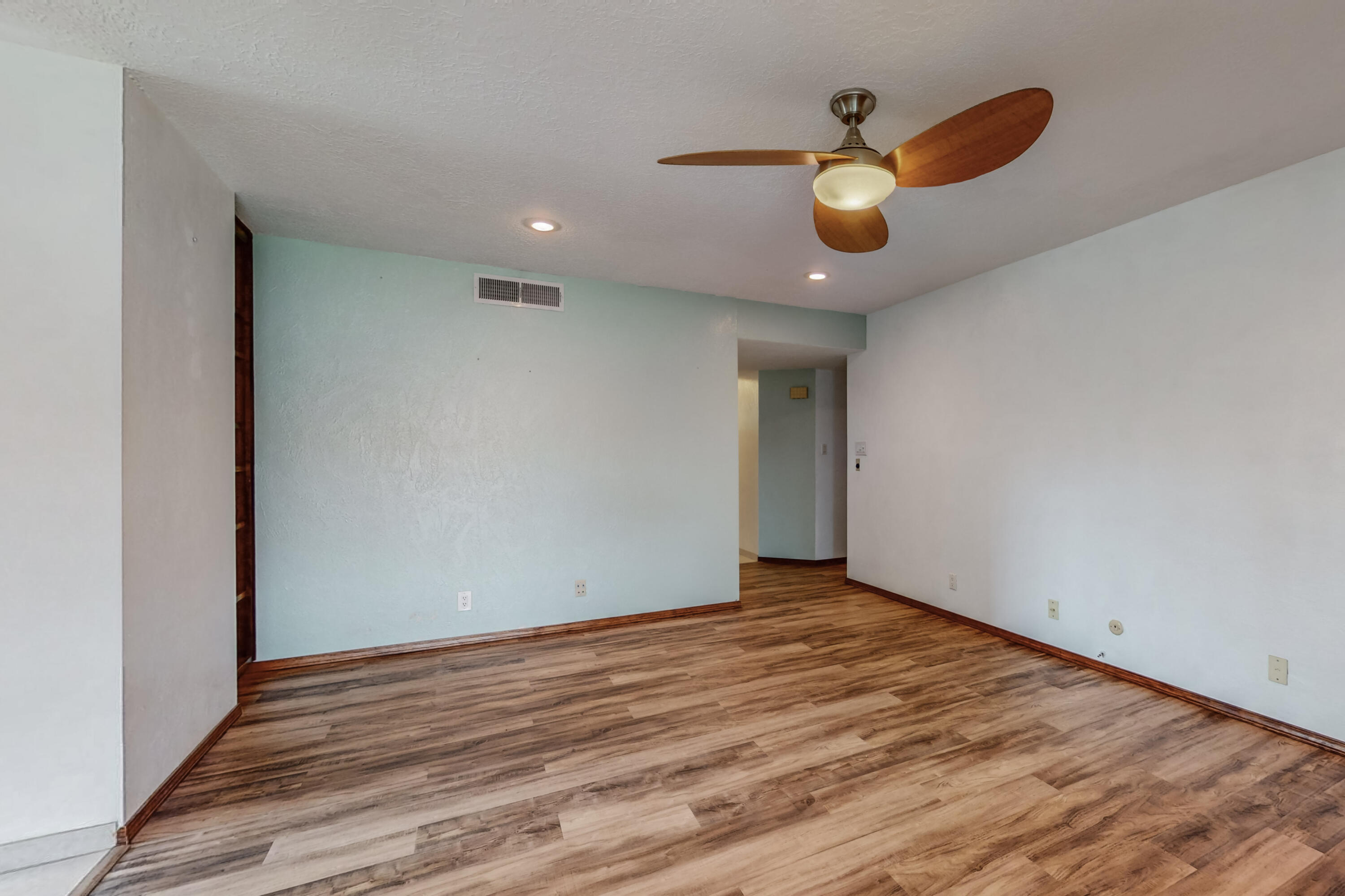 2716 Llano Encantado NW