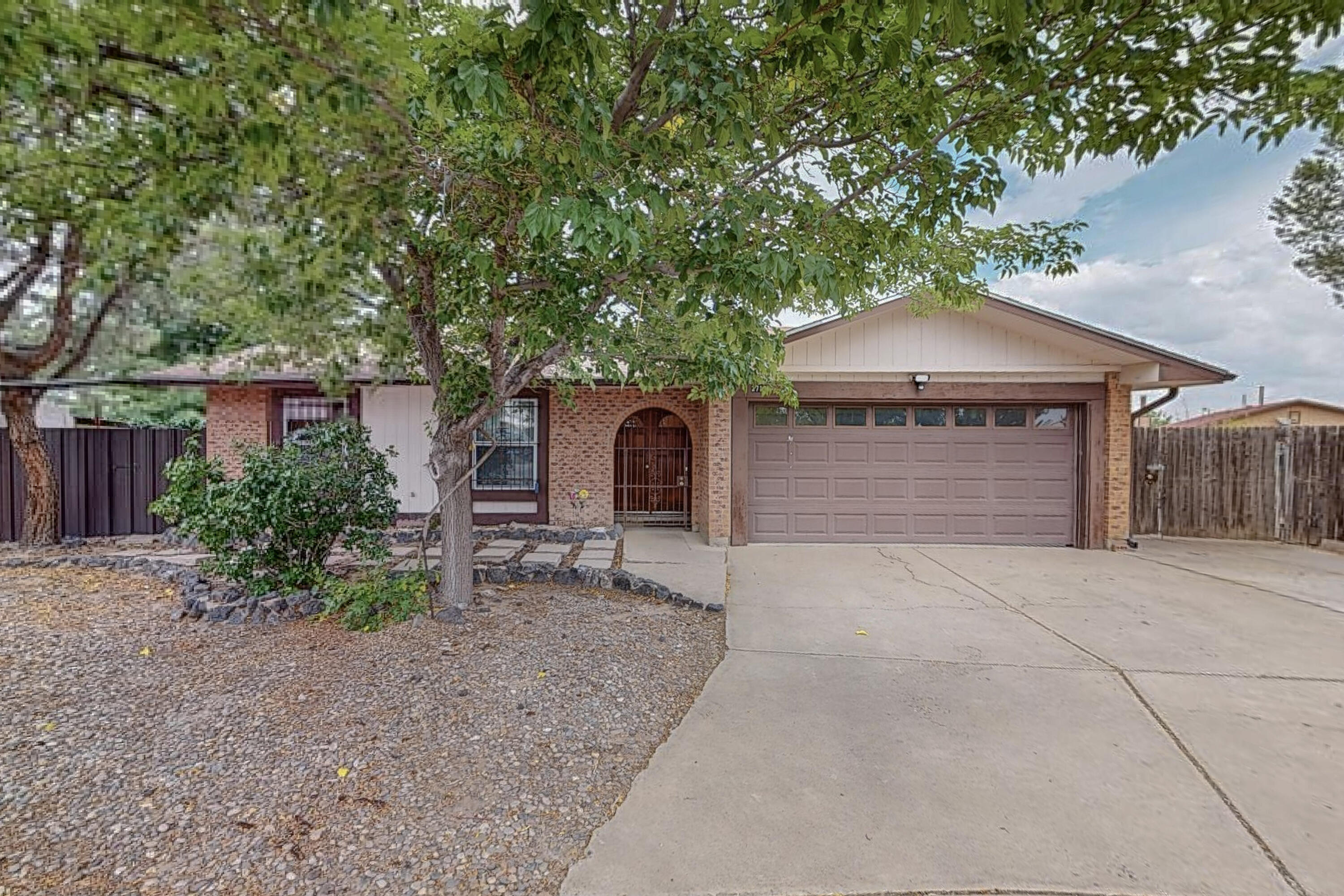 2716 Llano Encantado NW