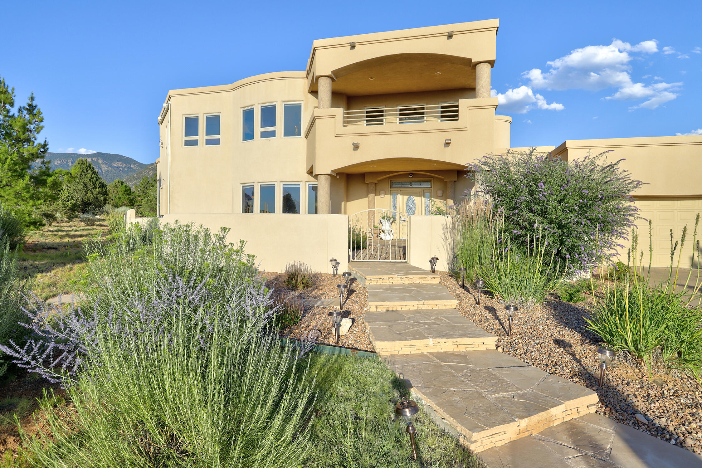 13504 Desert Zinnia Court NE