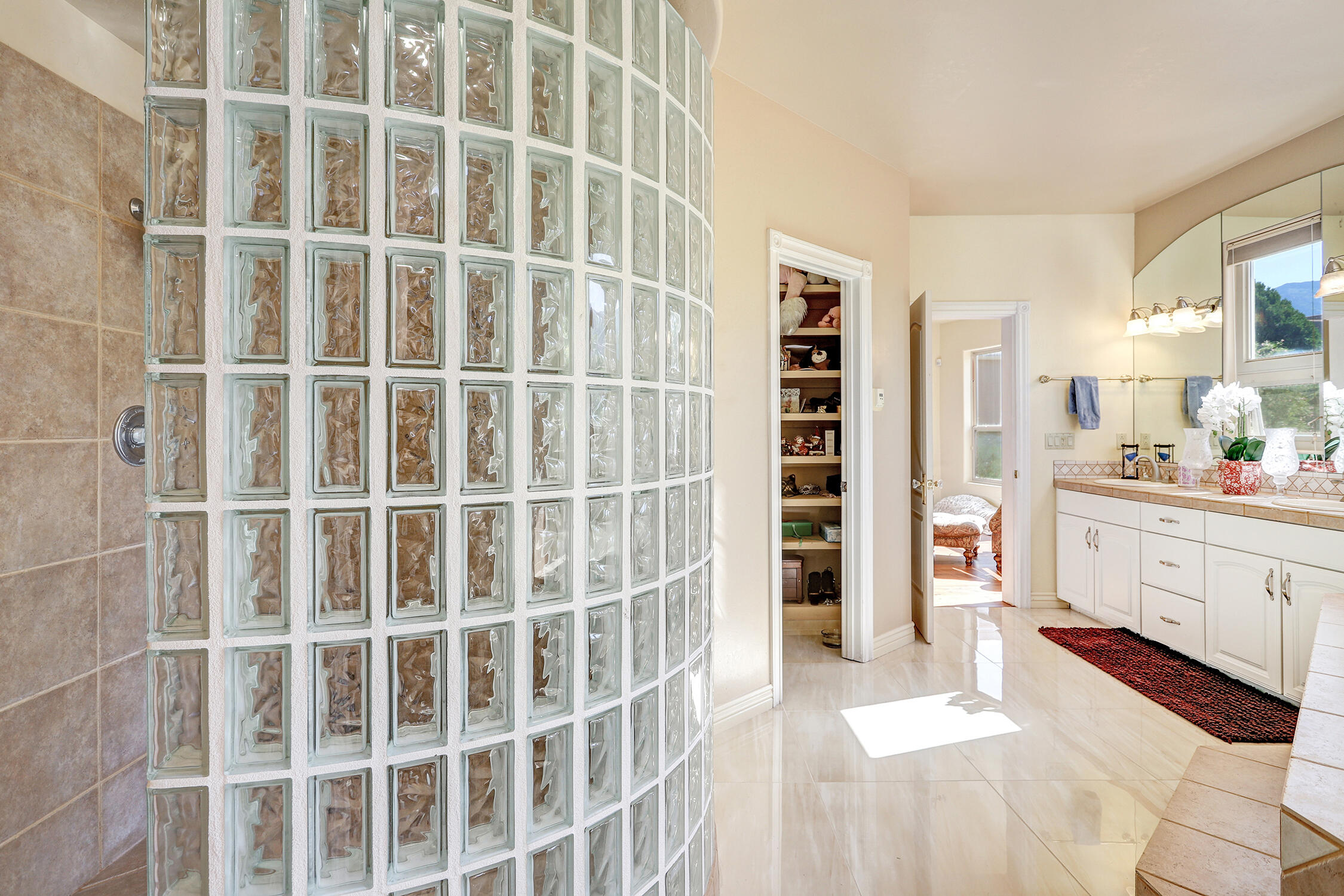 13504 Desert Zinnia Court NE