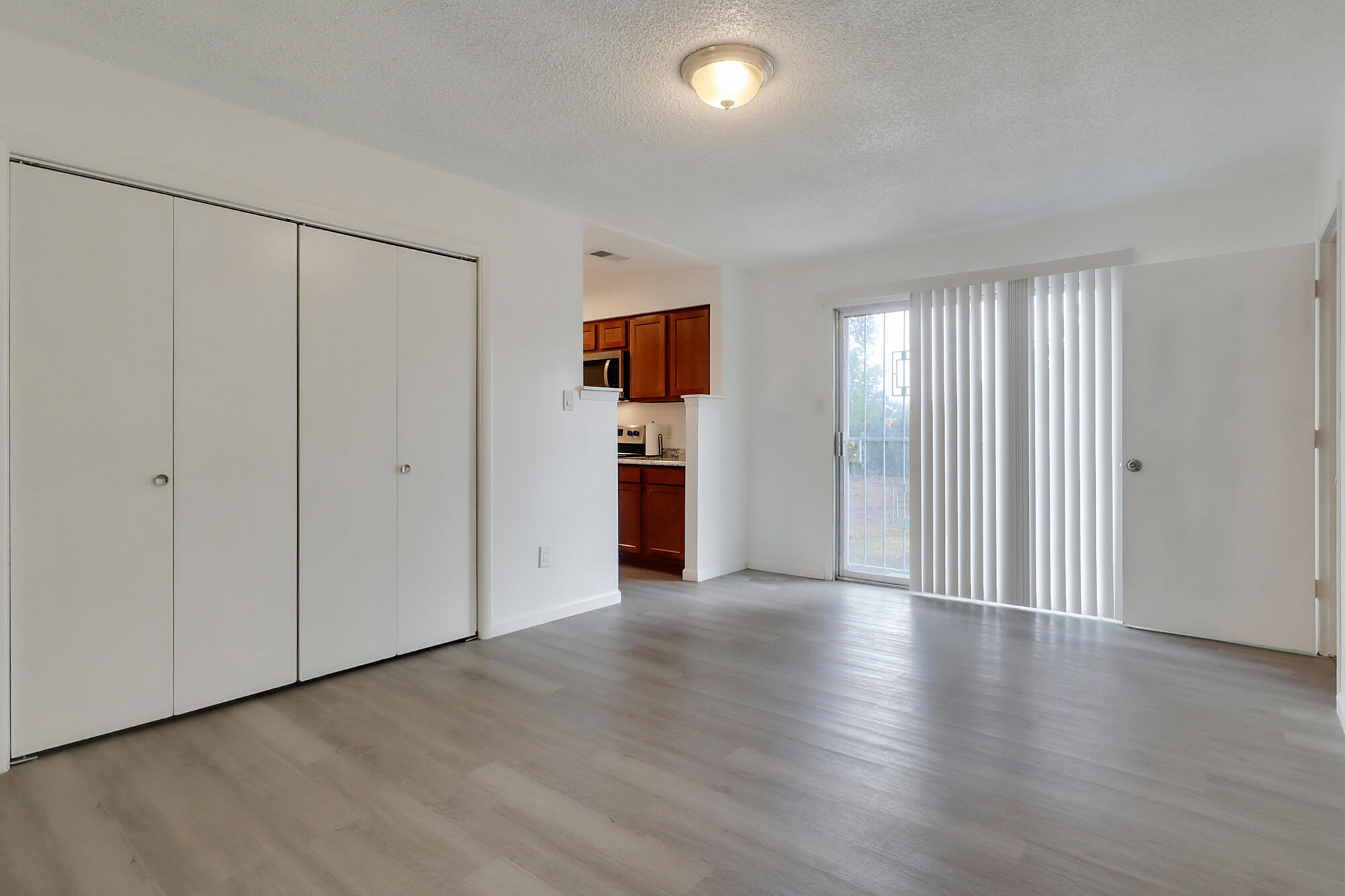 4800 W Lea Drive SW